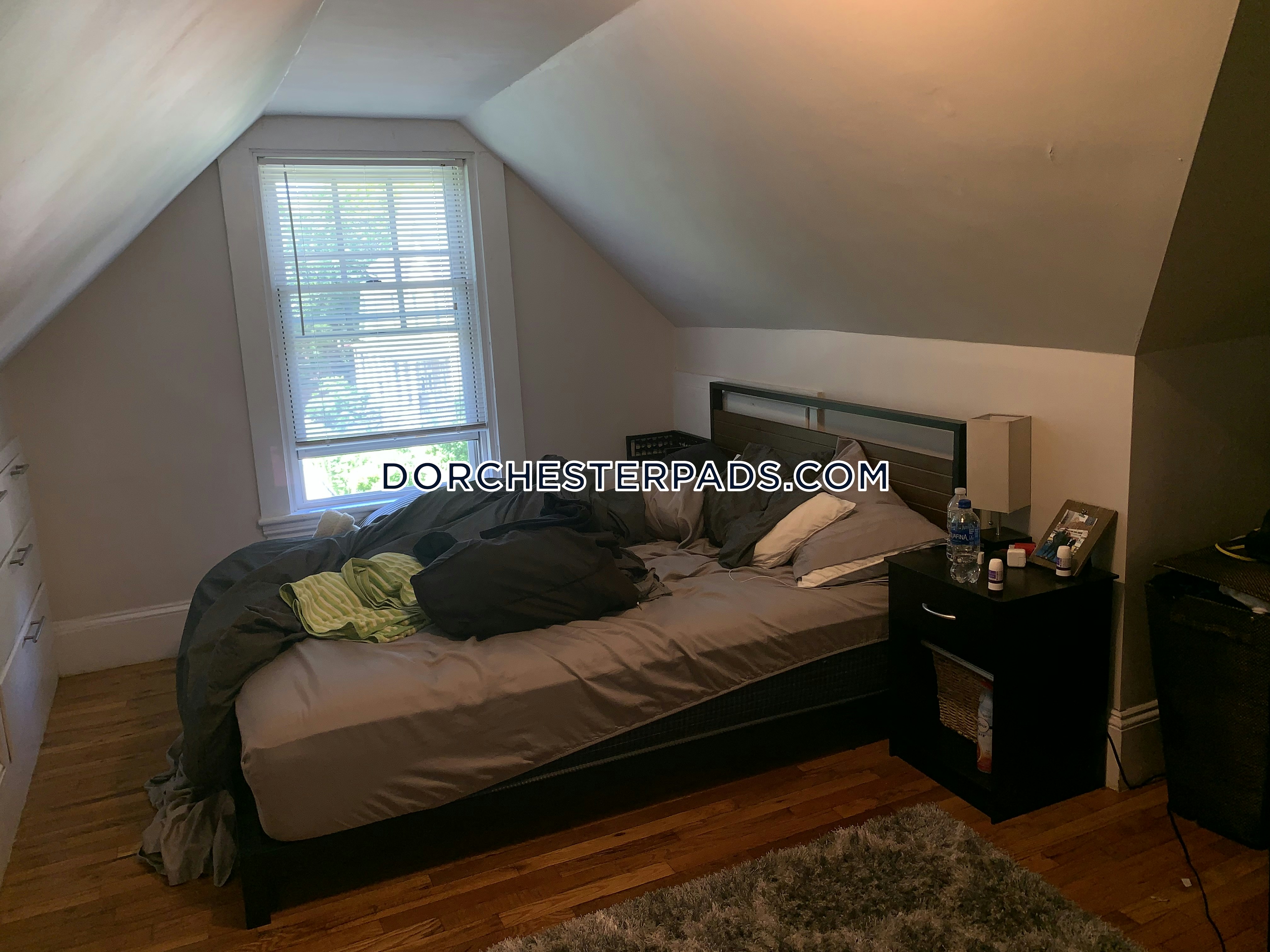 22 Harbor Crest Ct, Dorchester