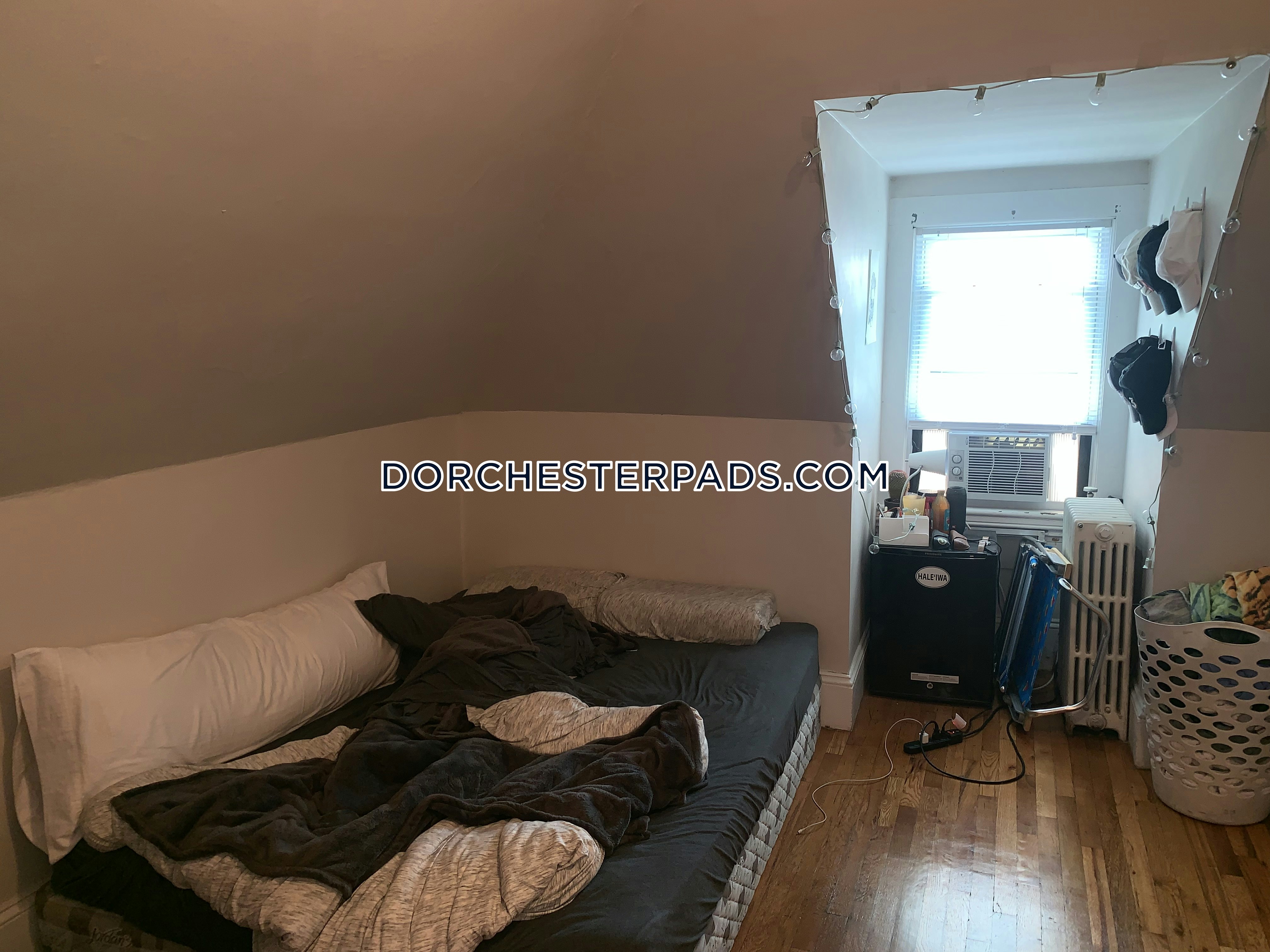 22 Harbor Crest Ct, Dorchester