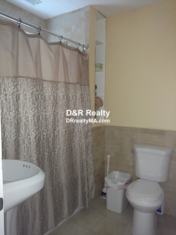 156 Magazine St, Cambridgeport