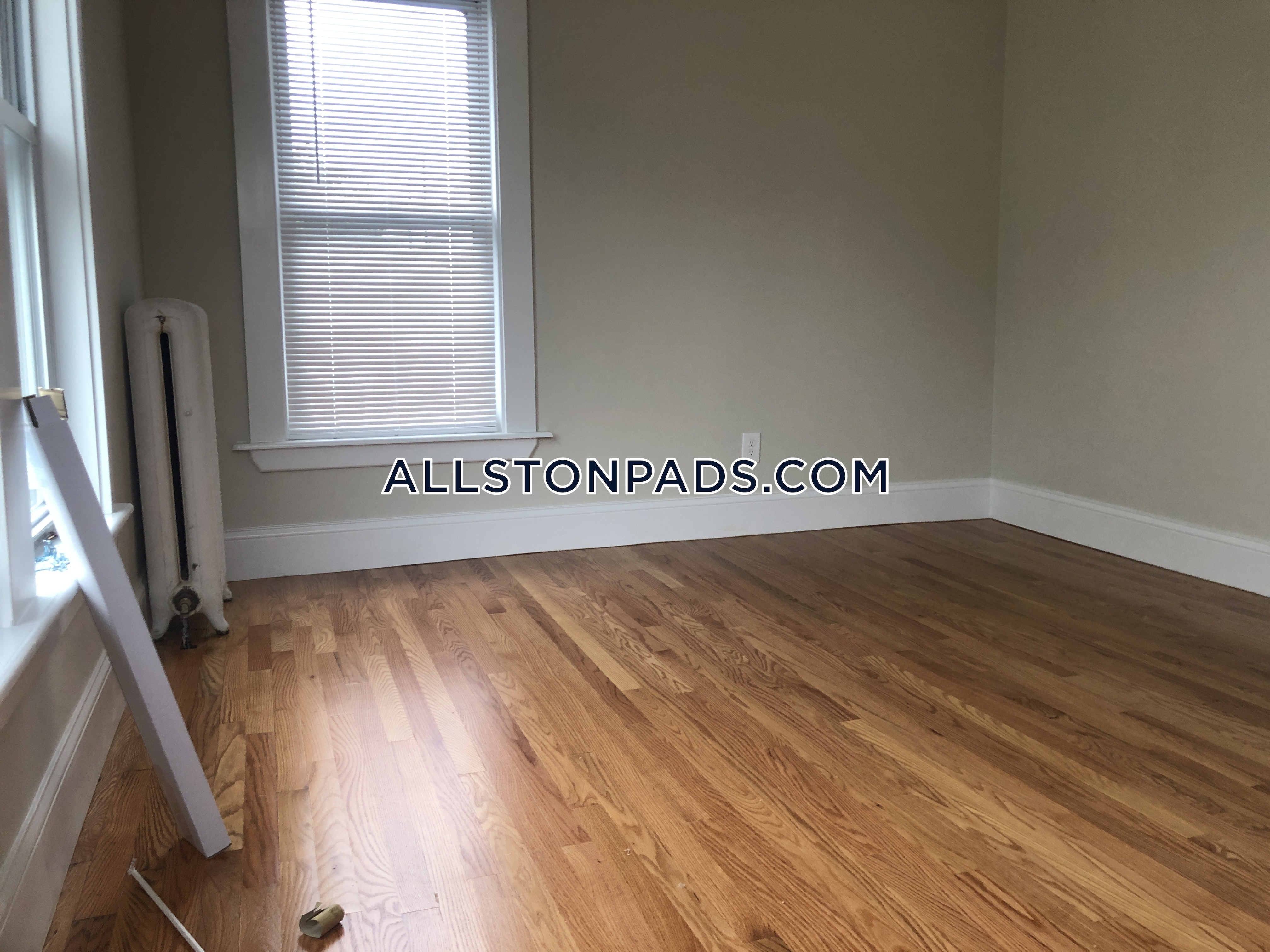 22 Mansfield St, Allston