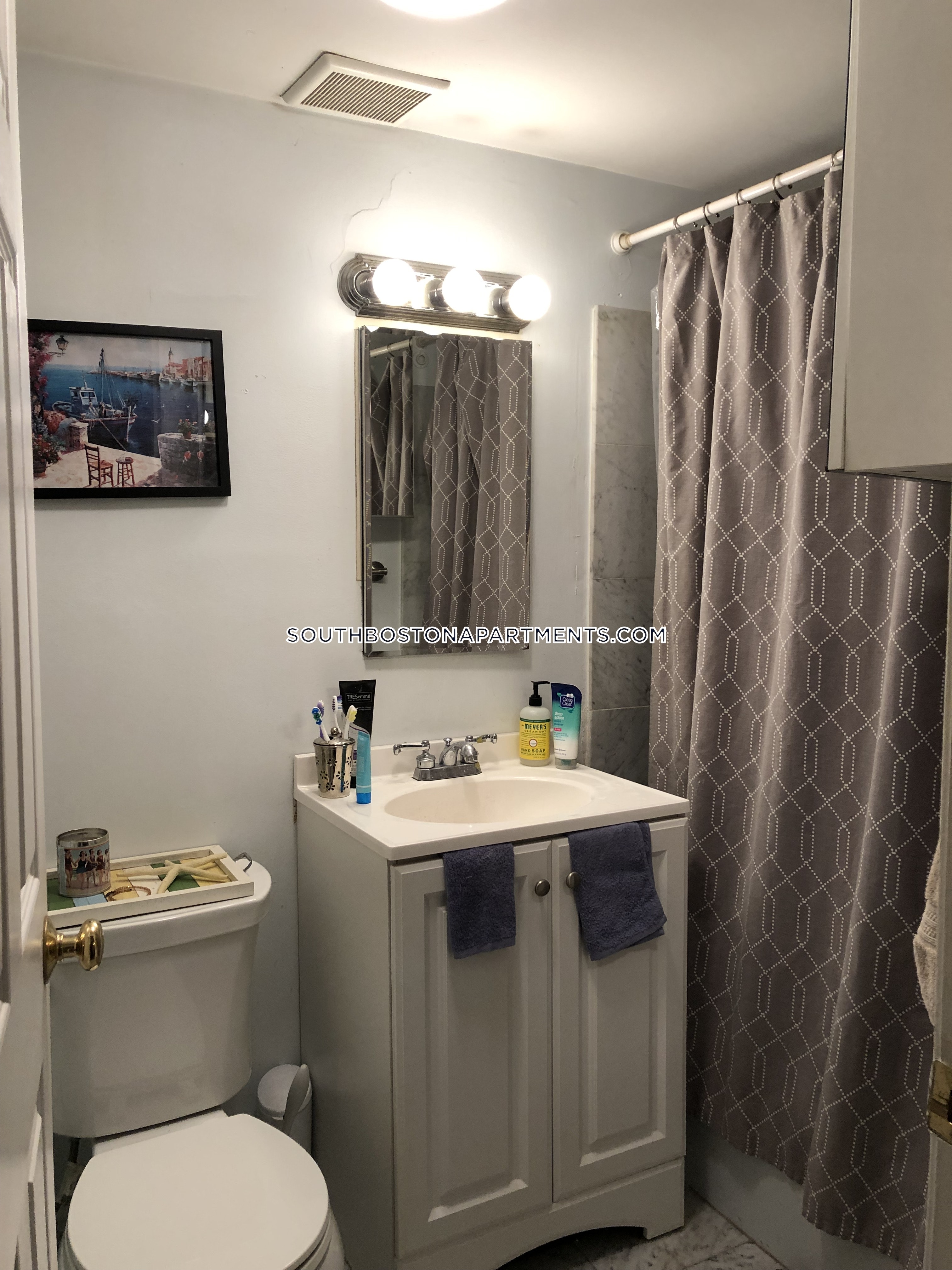 819 Broadway, South Boston