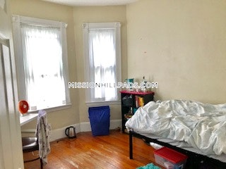 21 Bucknam St, Mission Hill