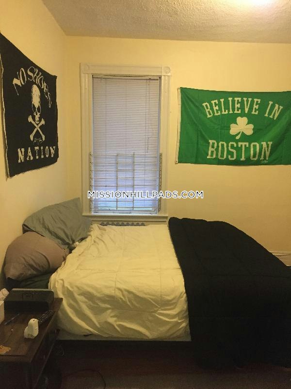 34 Cherokee St, Mission Hill