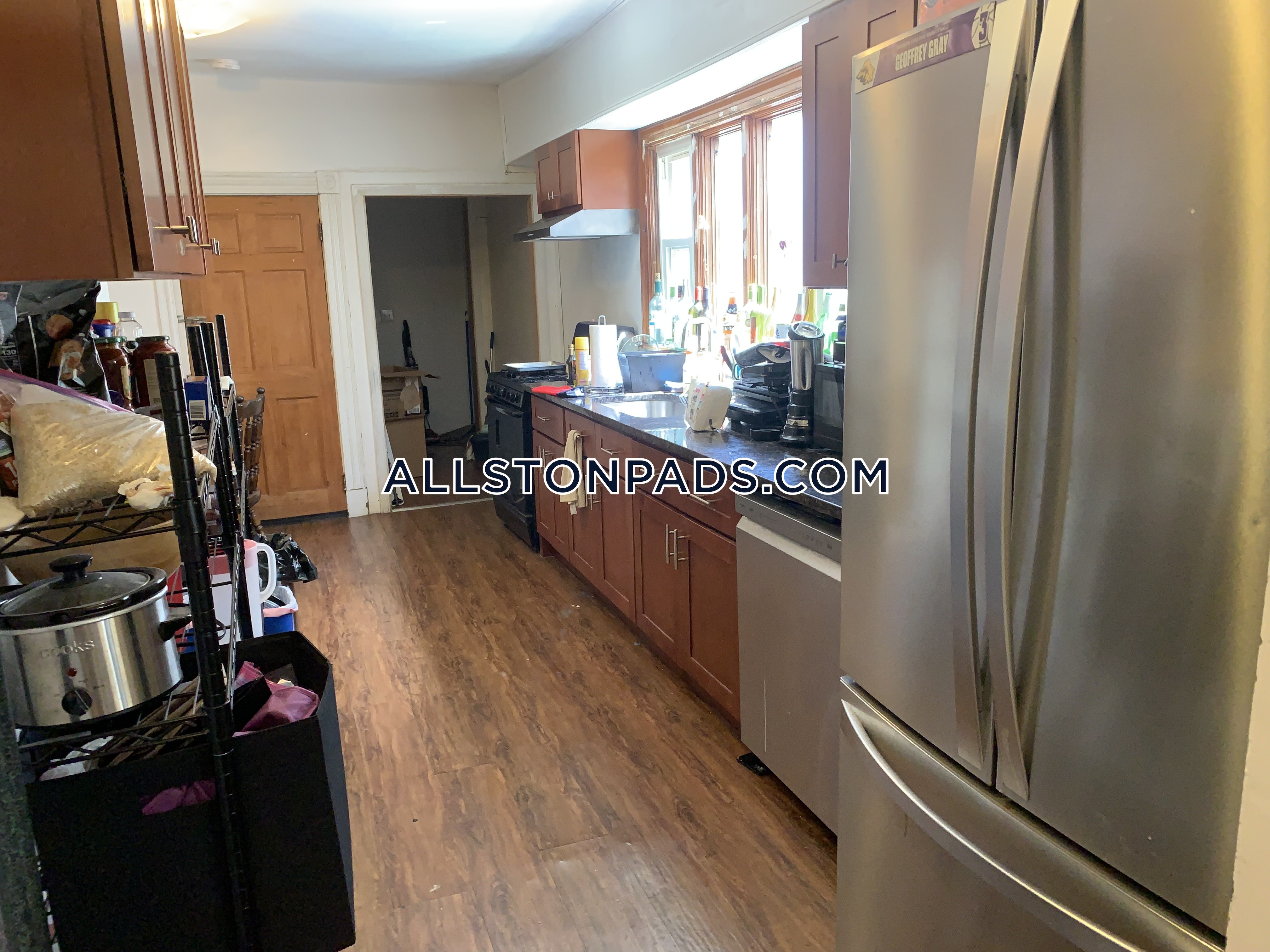 28 Greylock Rd, Allston