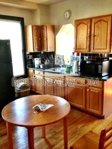 47 Creighton, Jamaica Plain