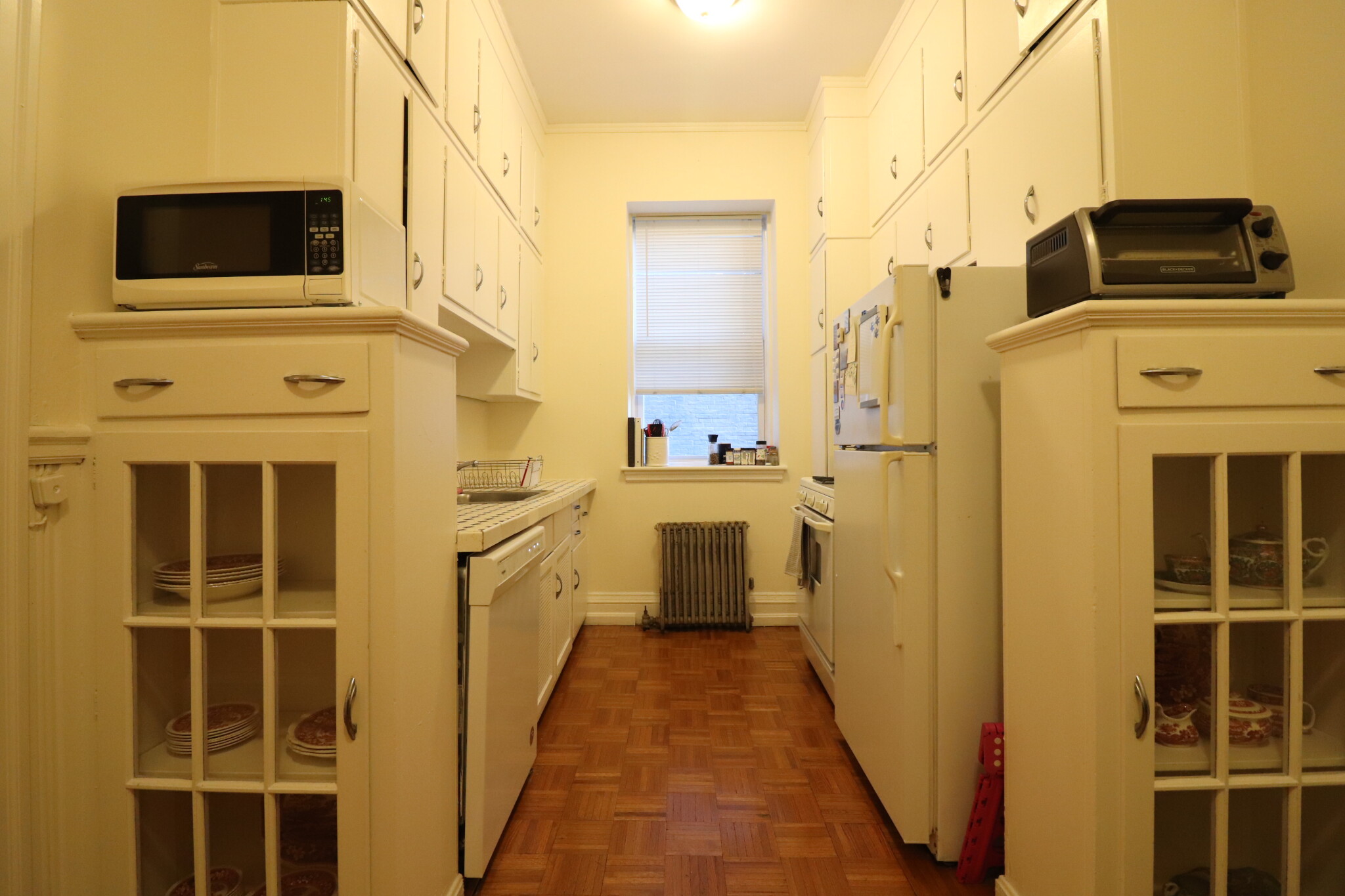 1569 Beacon St, Washington Square