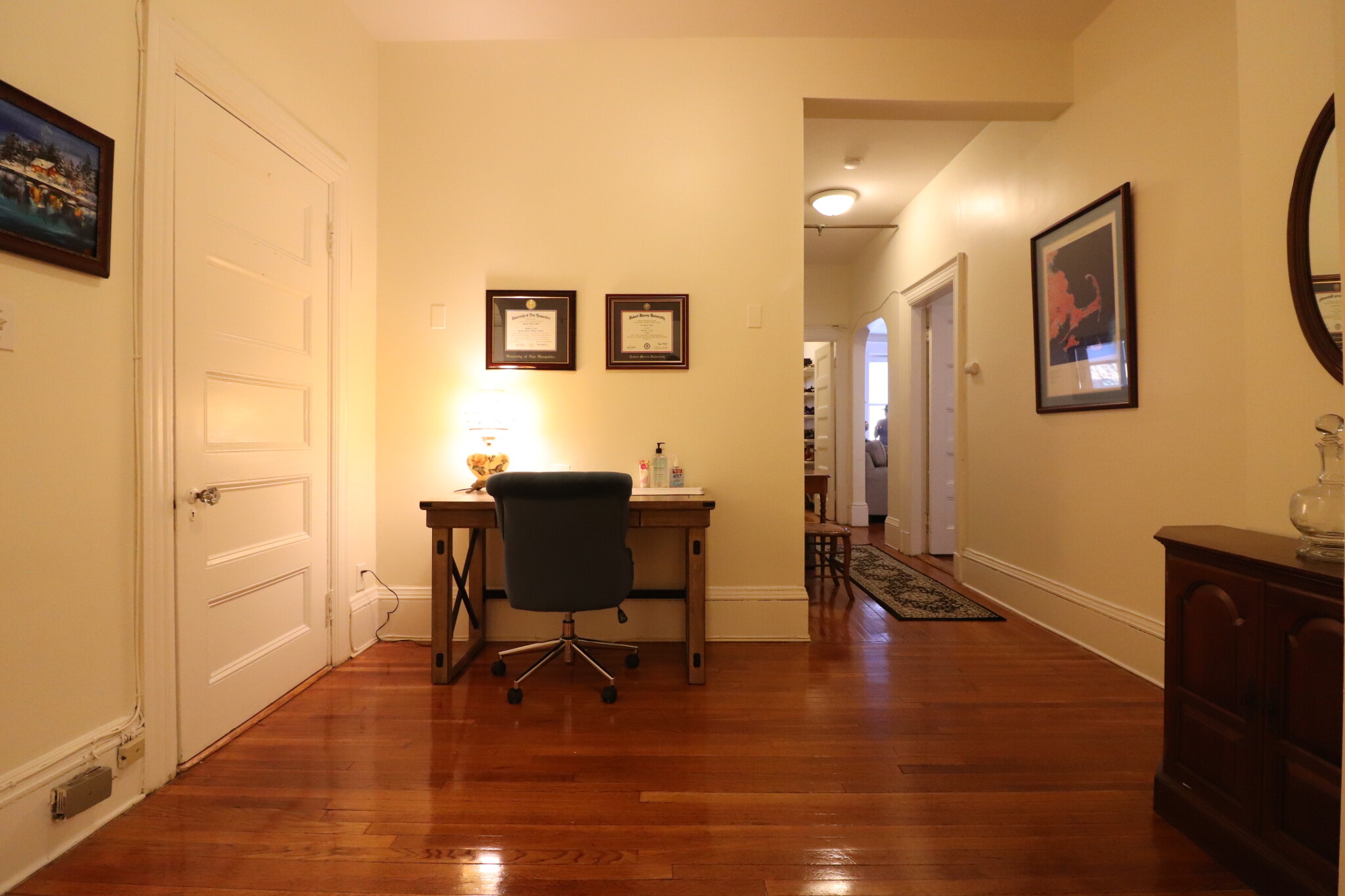 1569 Beacon St, Washington Square