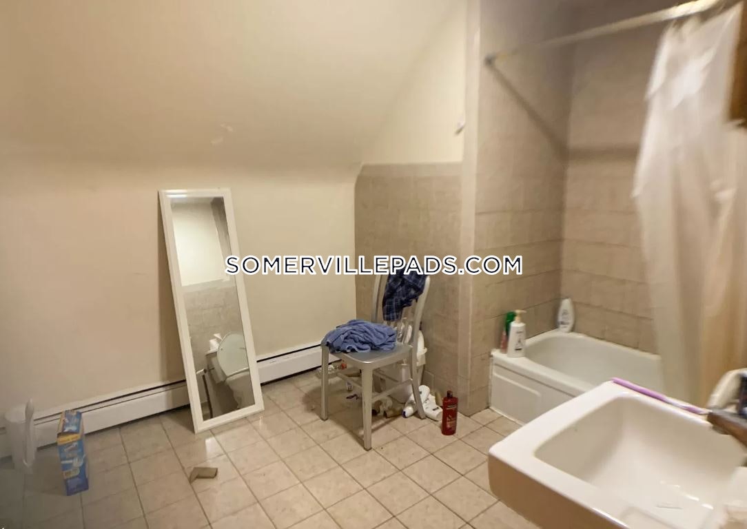 167 College Ave, Davis Square