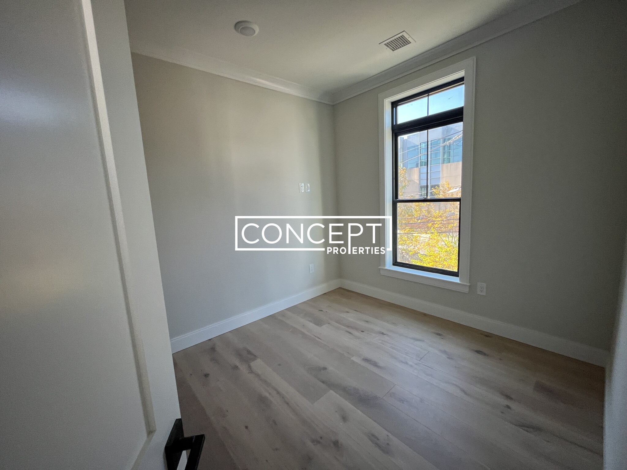 157 Everett St, Allston