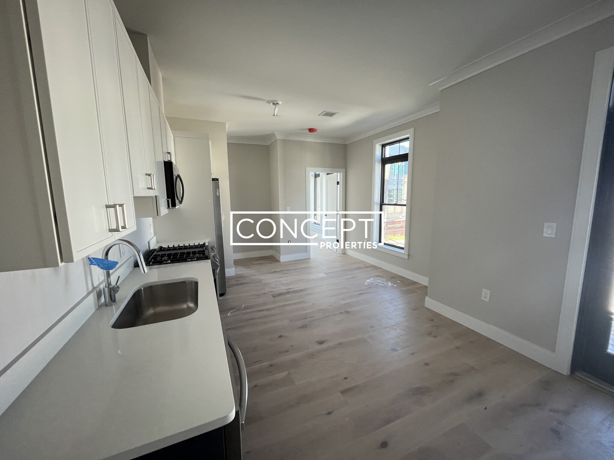 157 Everett St, Allston