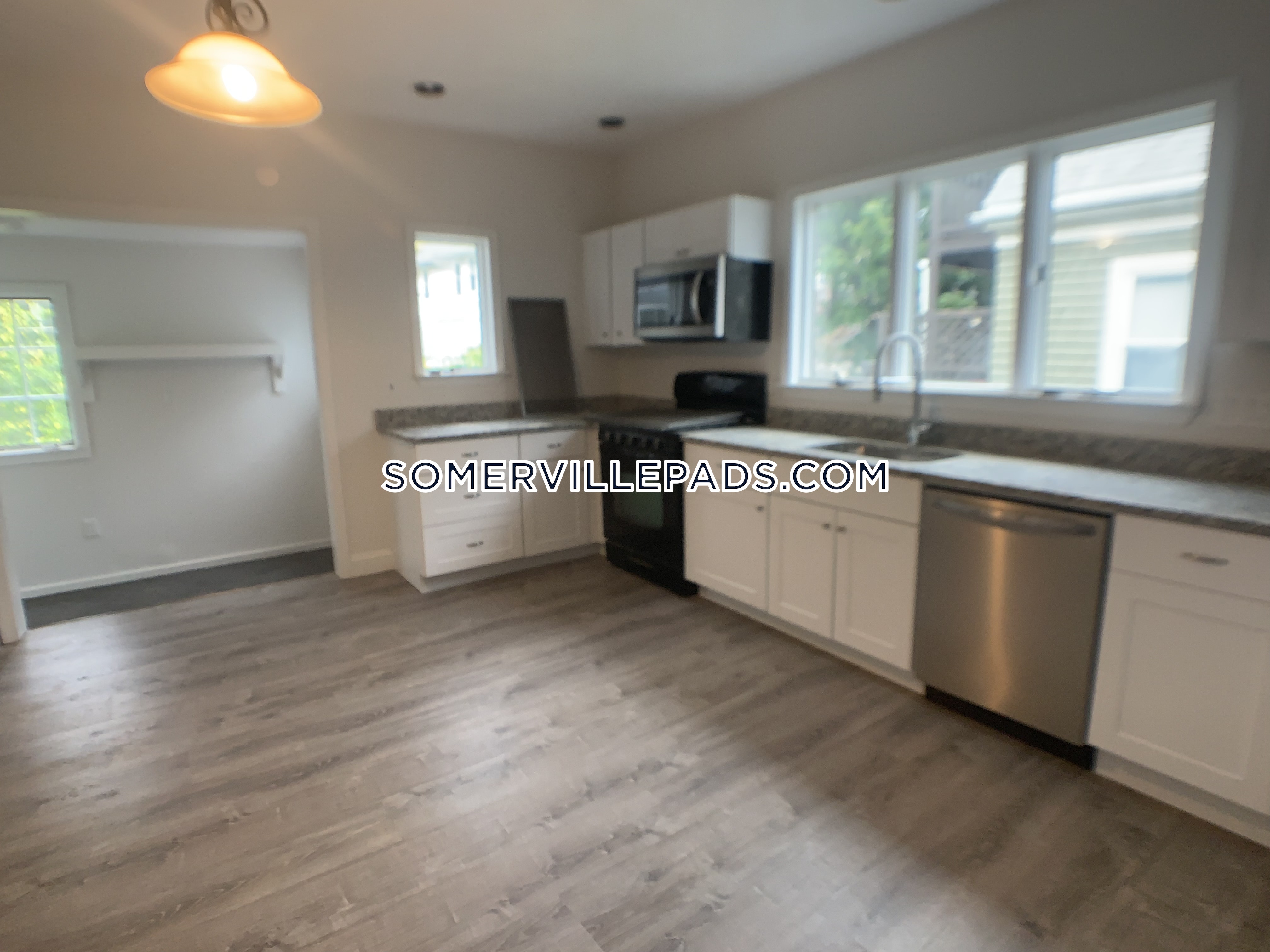 33 Teele Ave, Davis Square