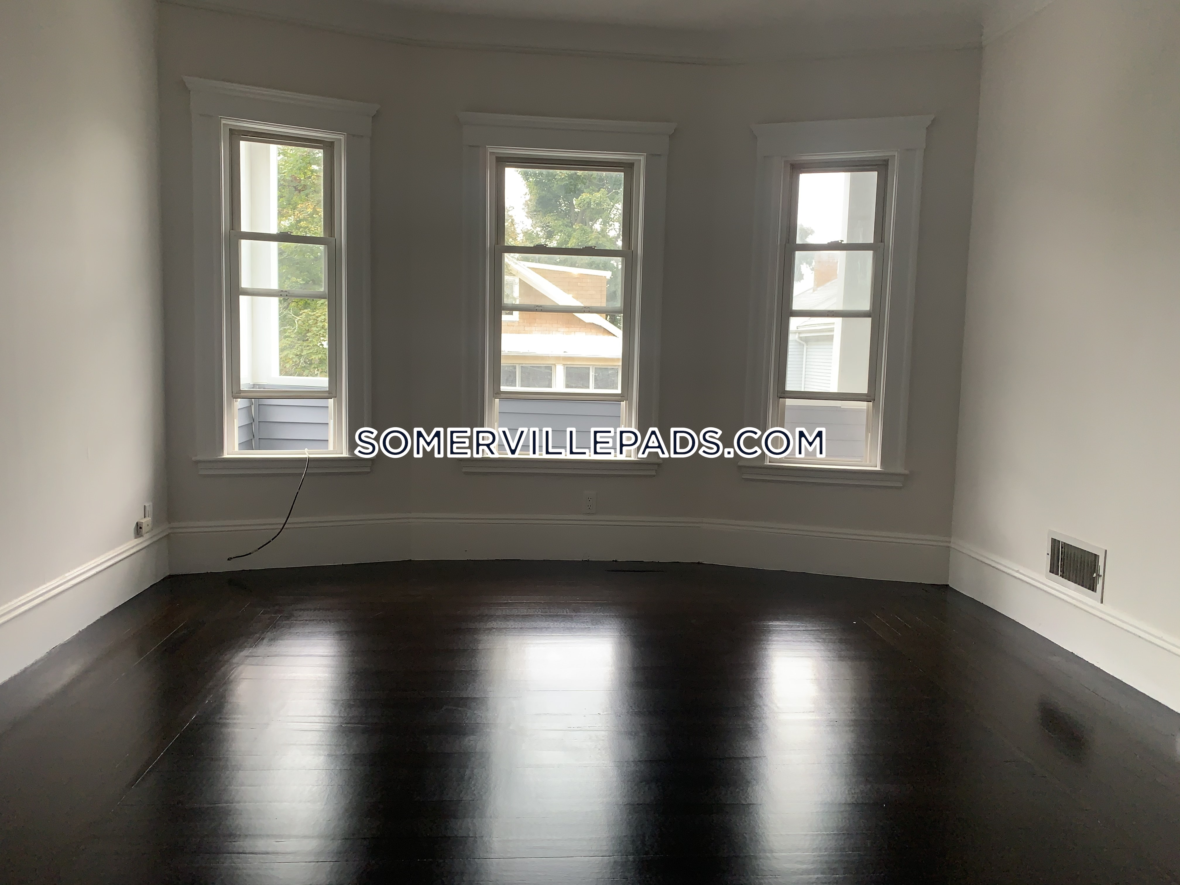 33 Teele Ave, Davis Square