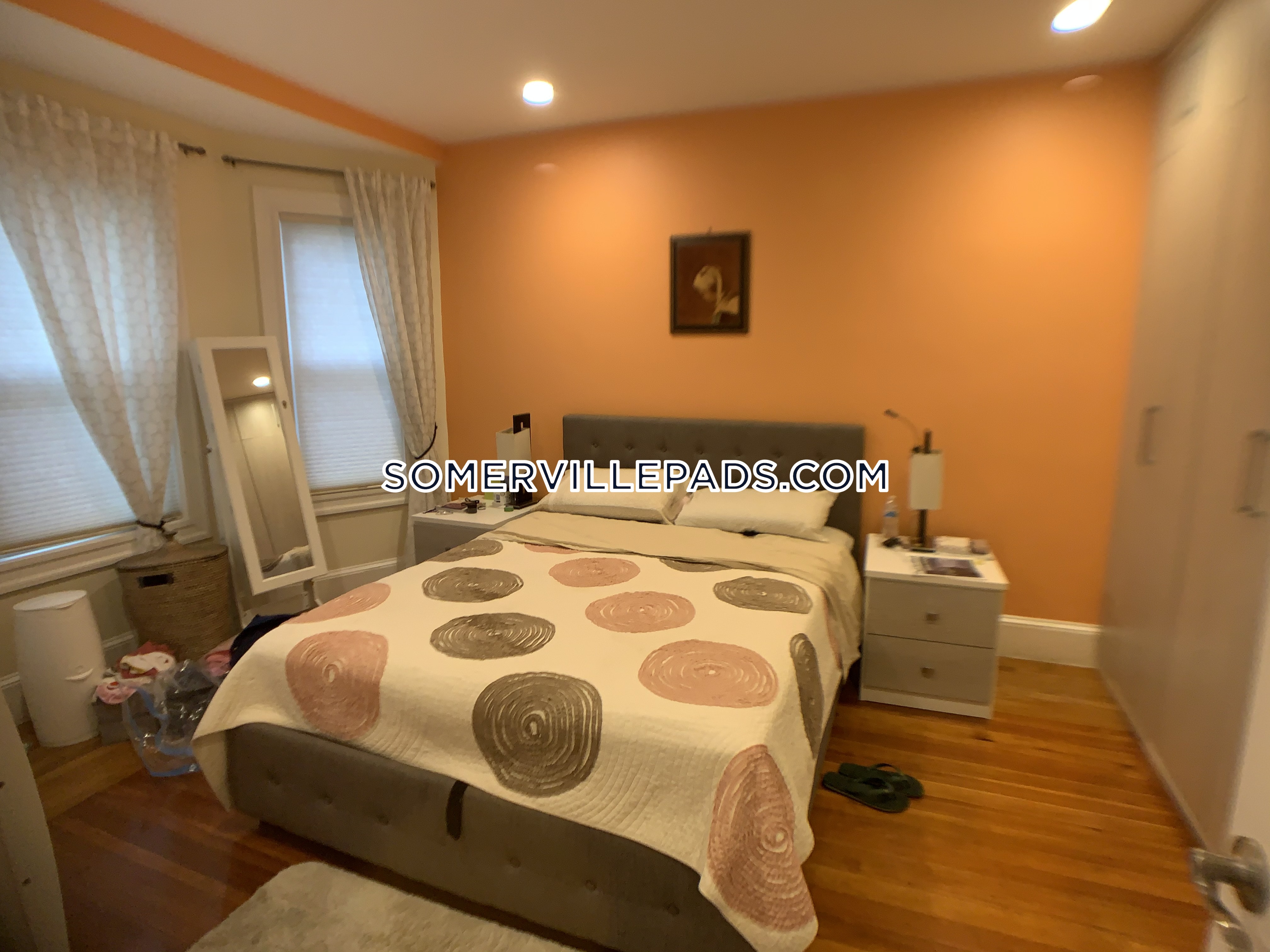 201 College Ave, Davis Square