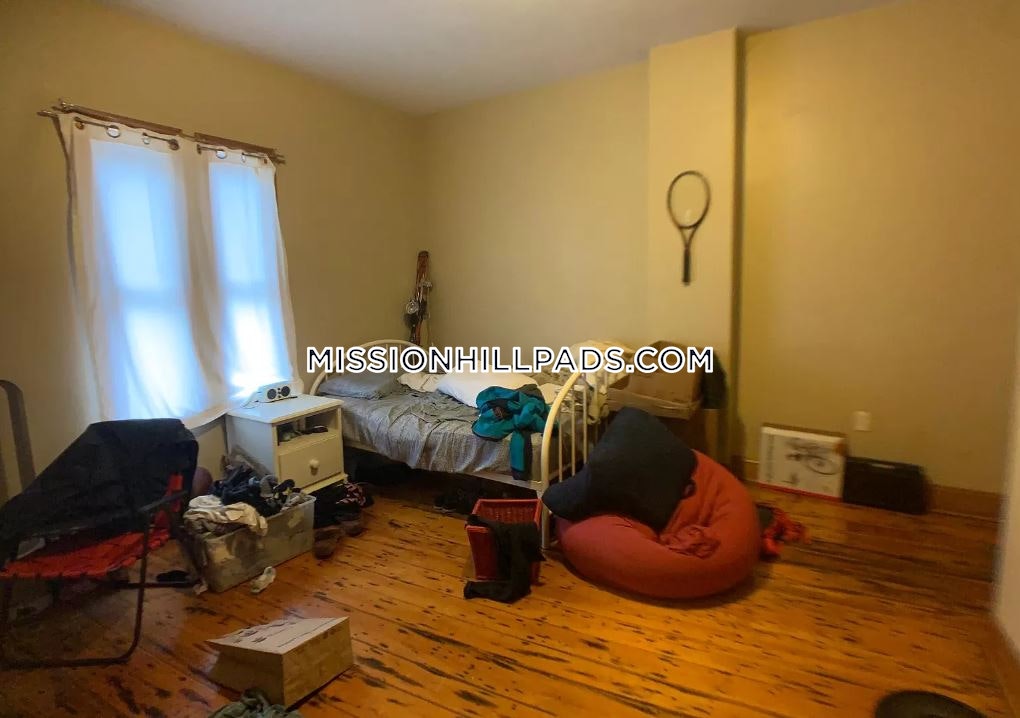 9 Sewall St, Mission Hill