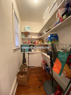 10 Sachem St, Mission Hill