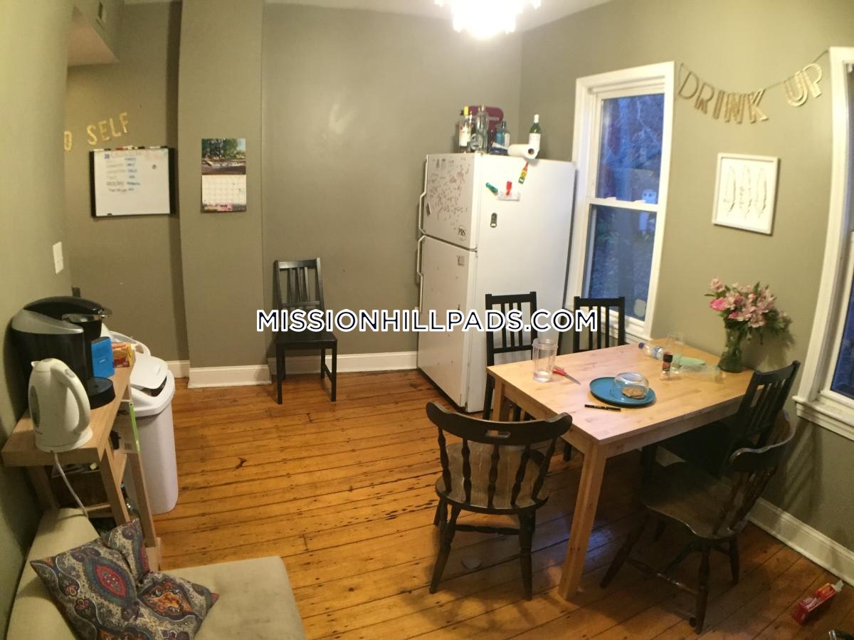 9 Sewall St, Mission Hill