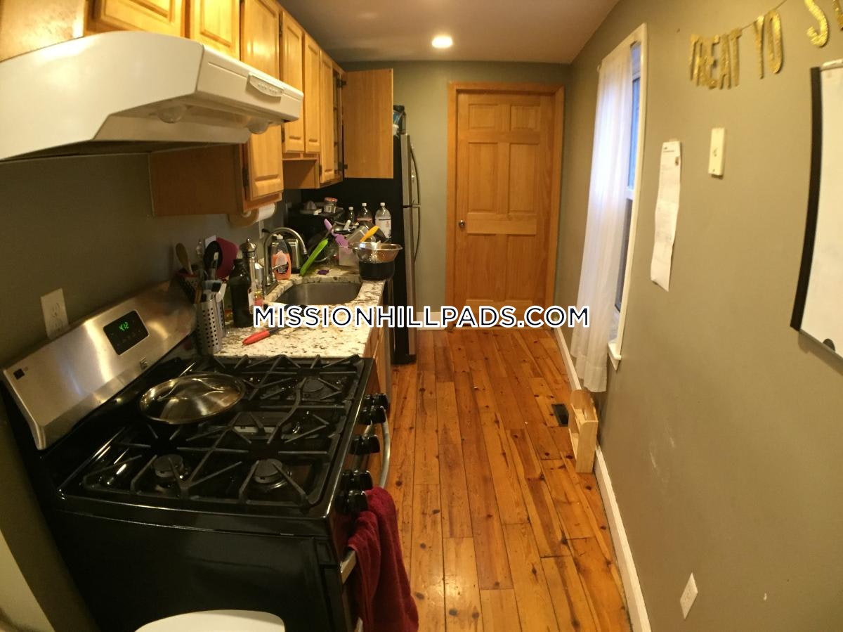 9 Sewall St, Mission Hill