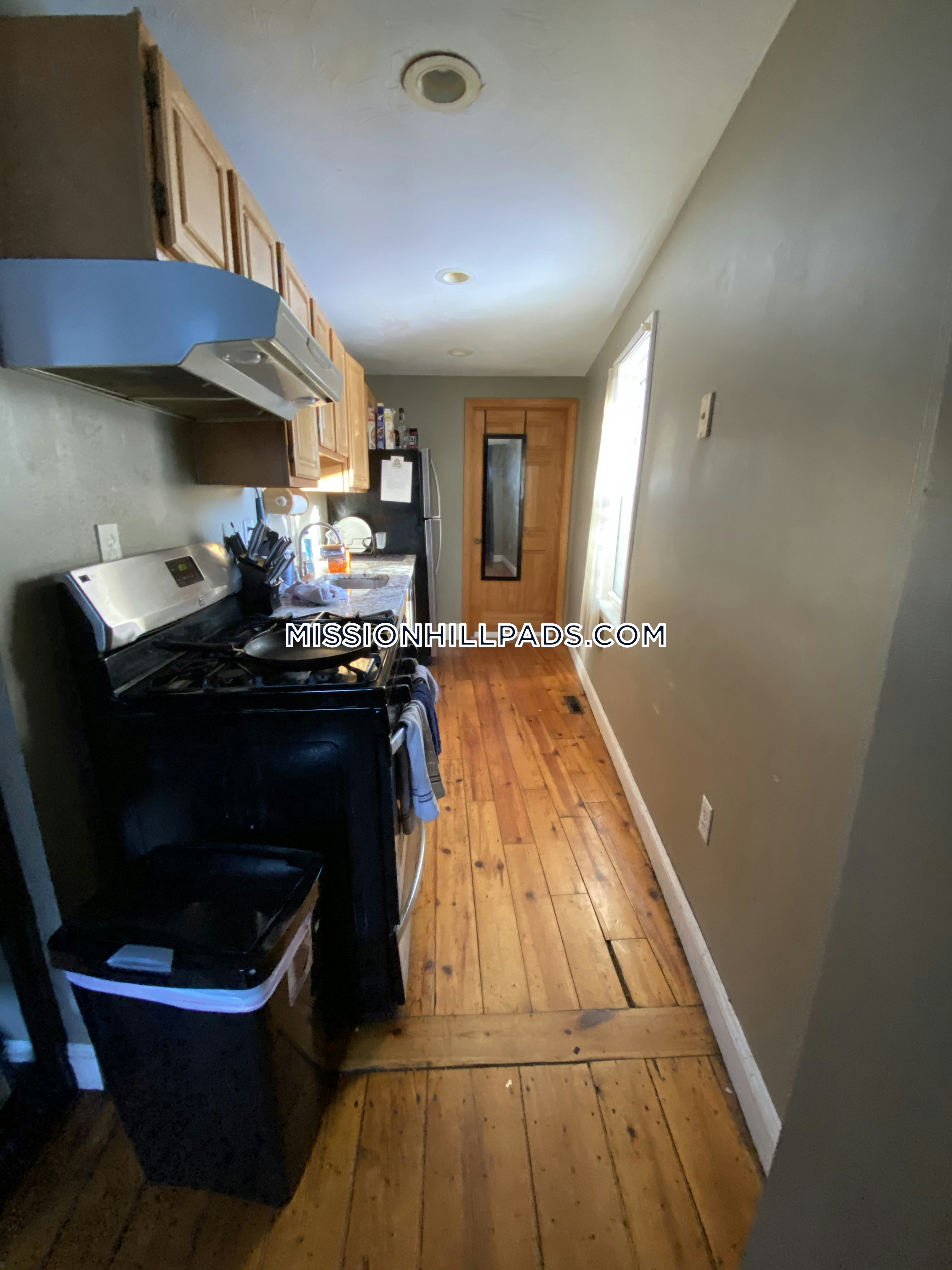 9 Sewall St, Mission Hill