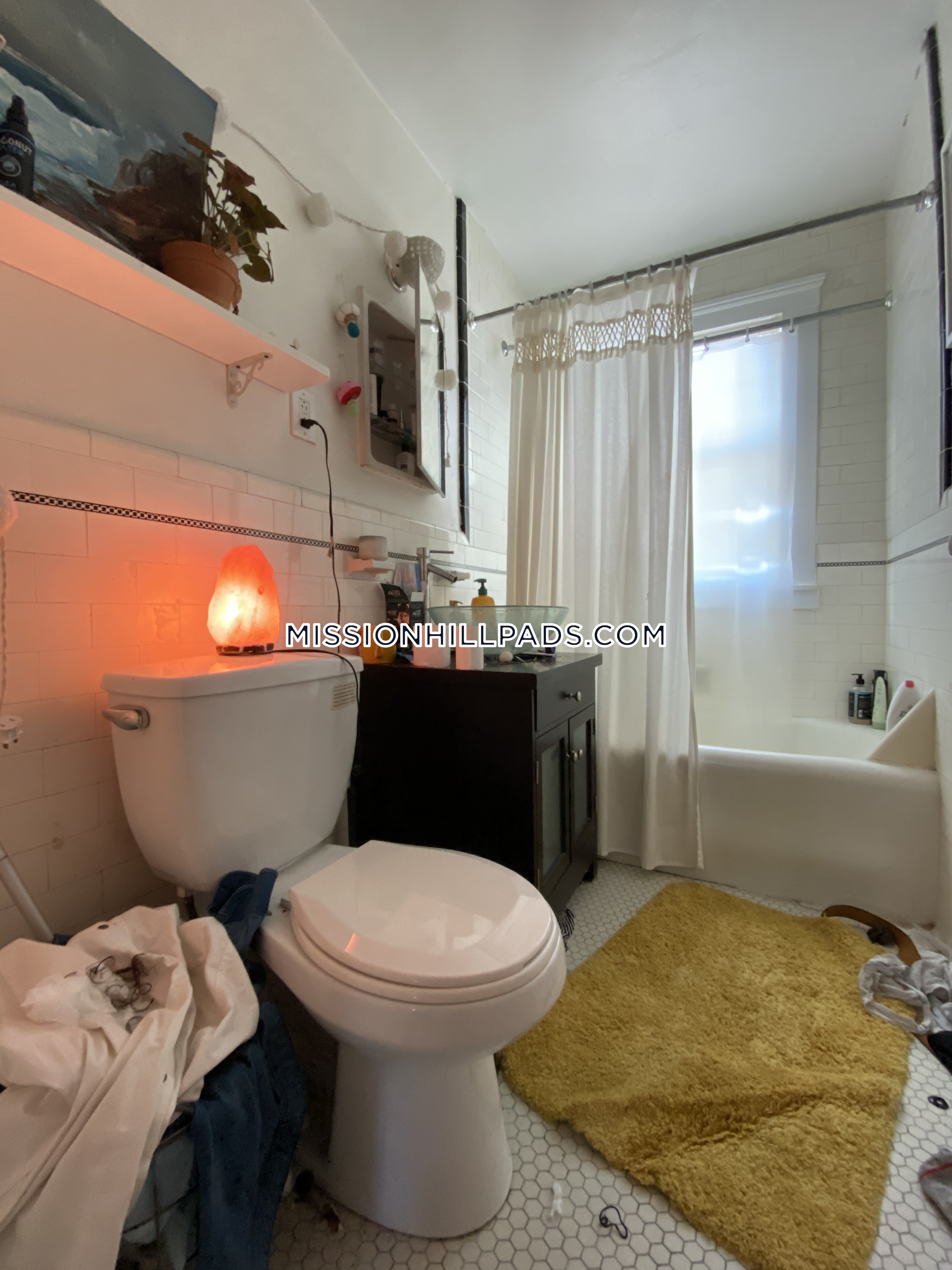 152 Parker Hill Ave, Mission Hill