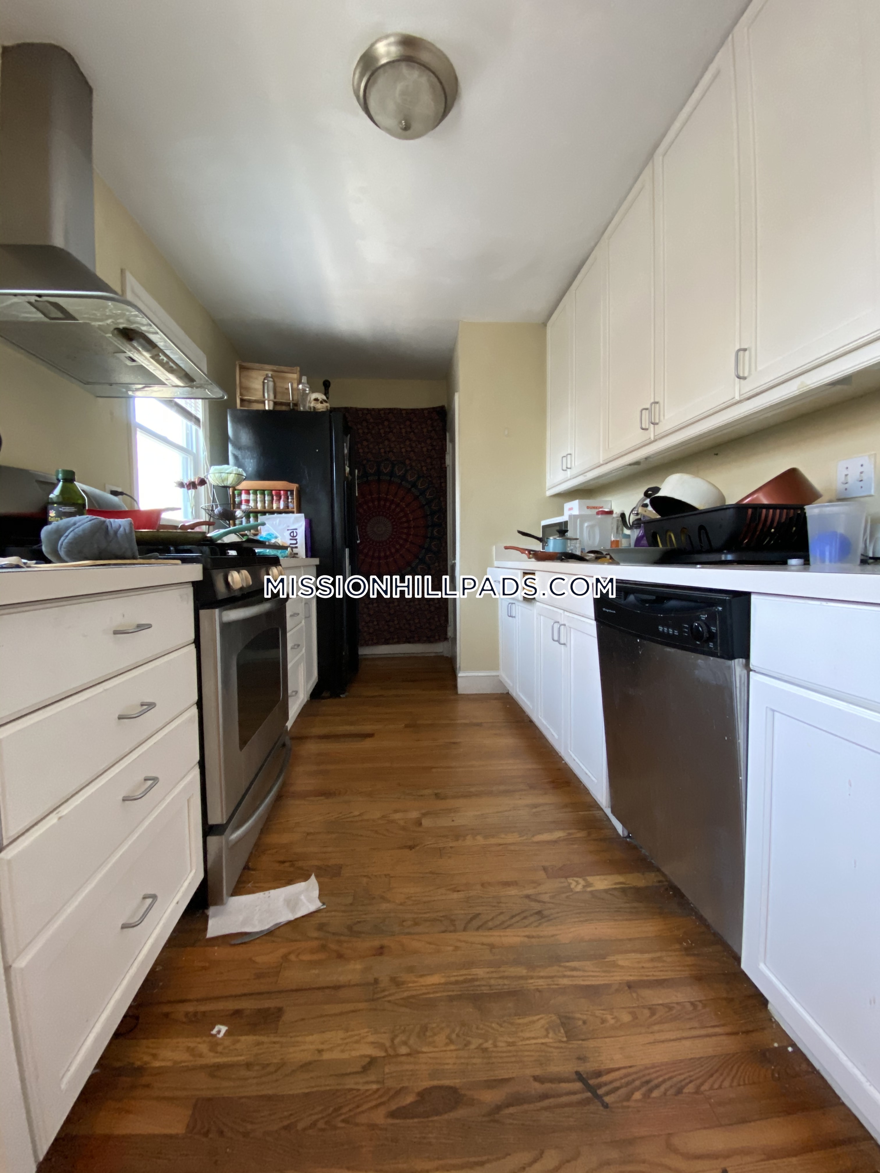 152 Parker Hill Ave, Mission Hill