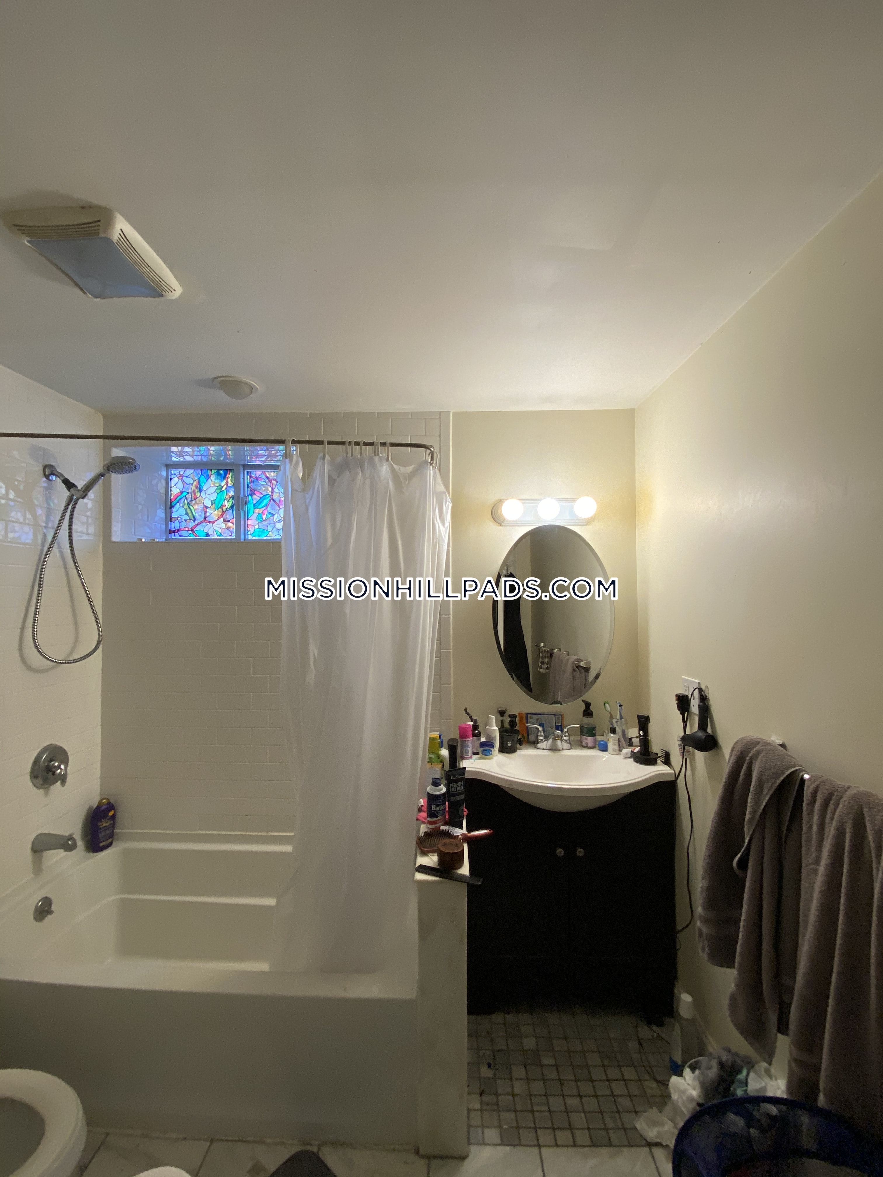 152 Parker Hill Ave, Mission Hill