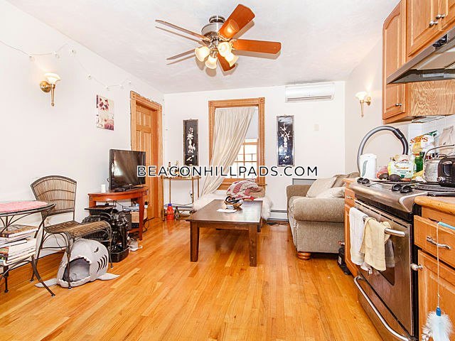 61 Anderson, Beacon Hill