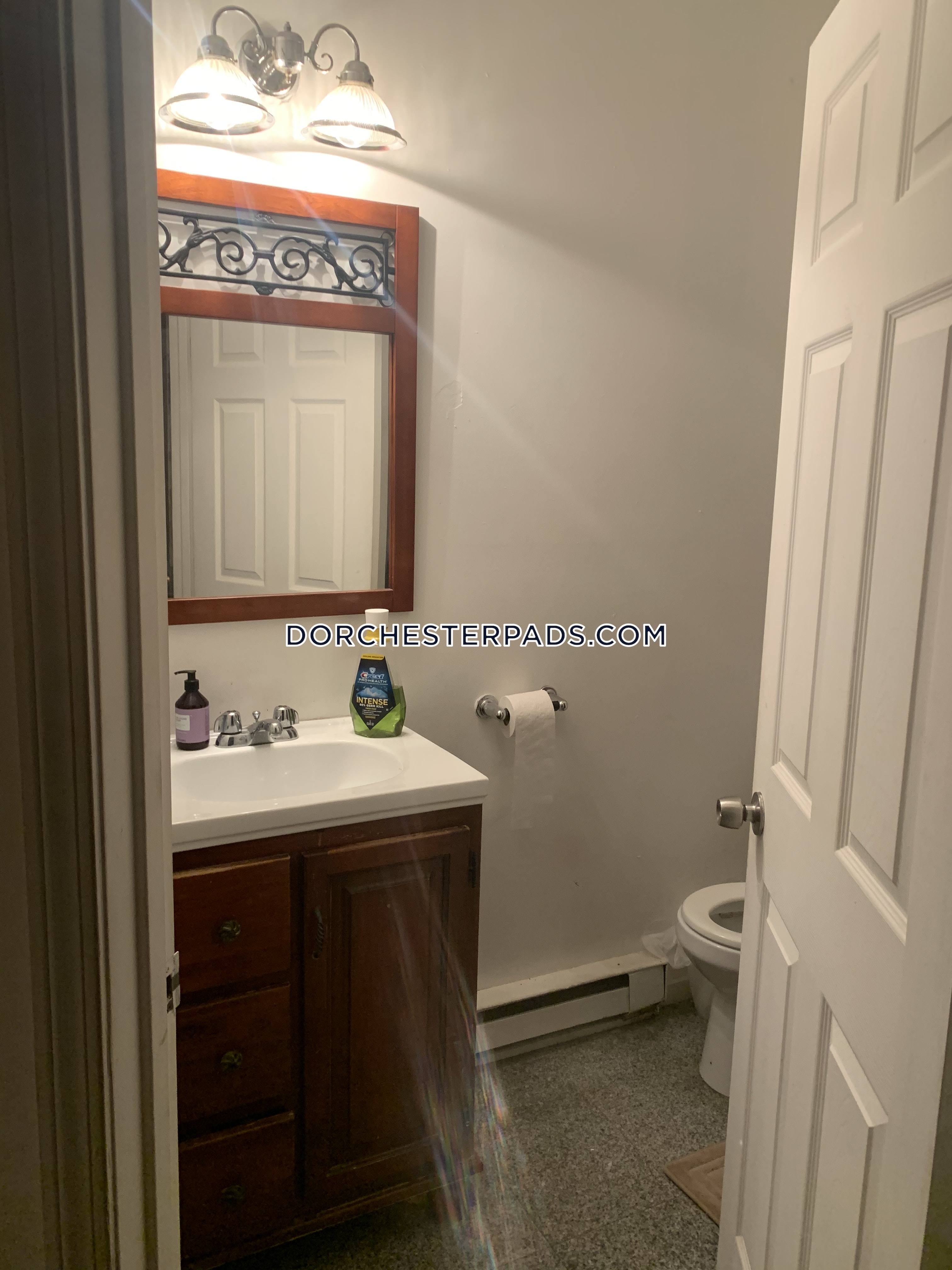 1084 Dorchester Ave, Dorchester