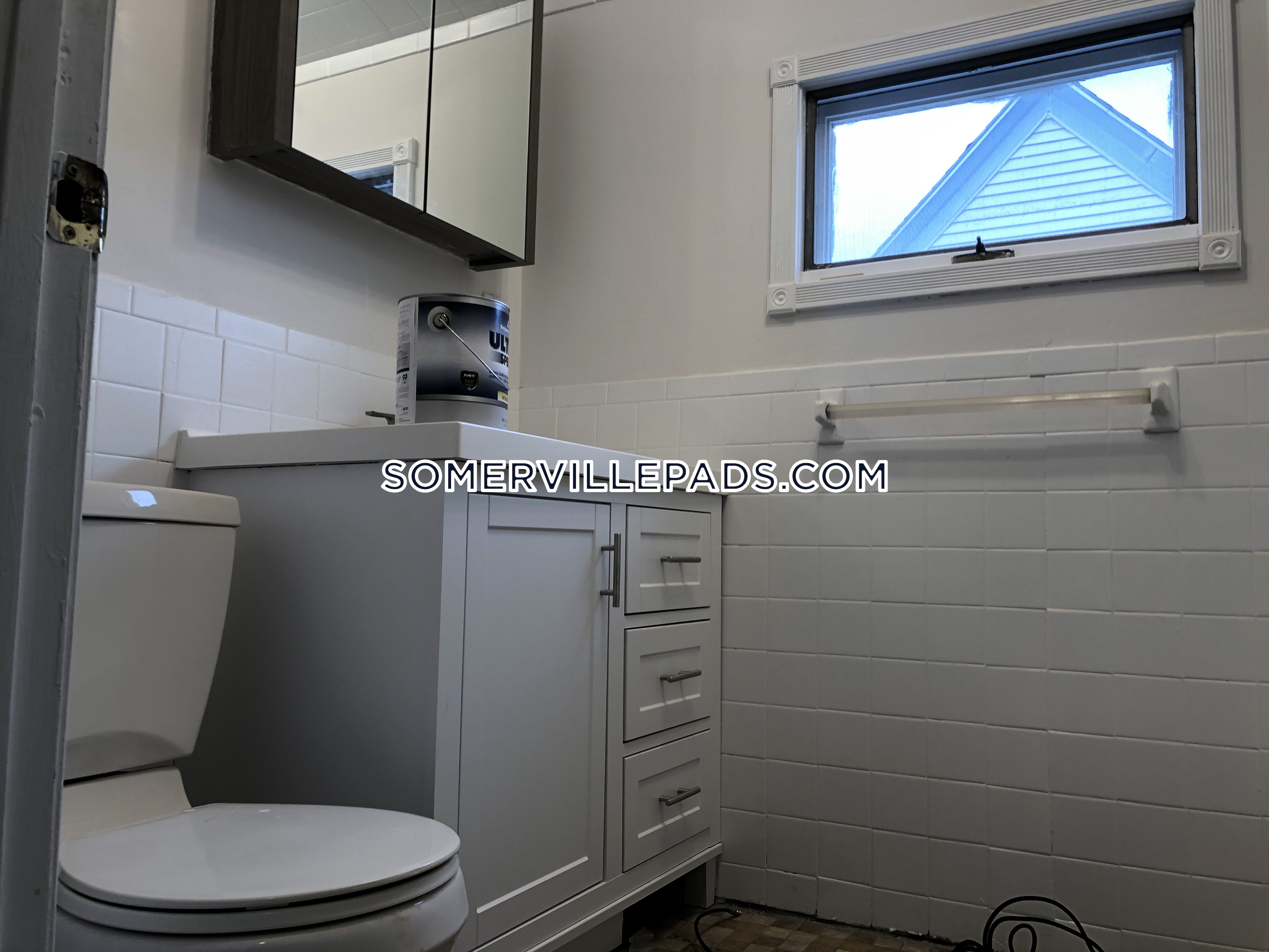 33 Teele Ave, Davis Square