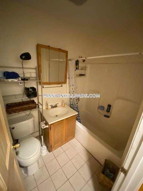 733.2 Parker St, Mission Hill