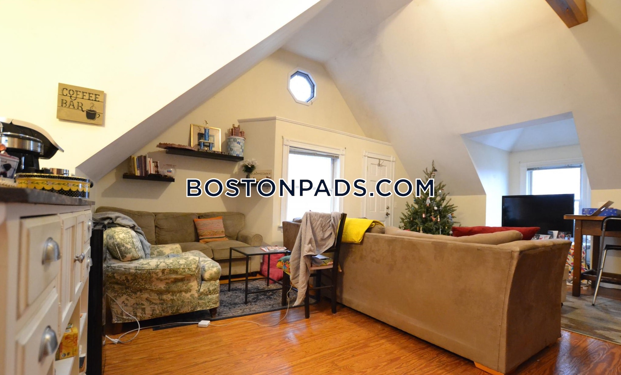 62 Ridgemont St, Allston