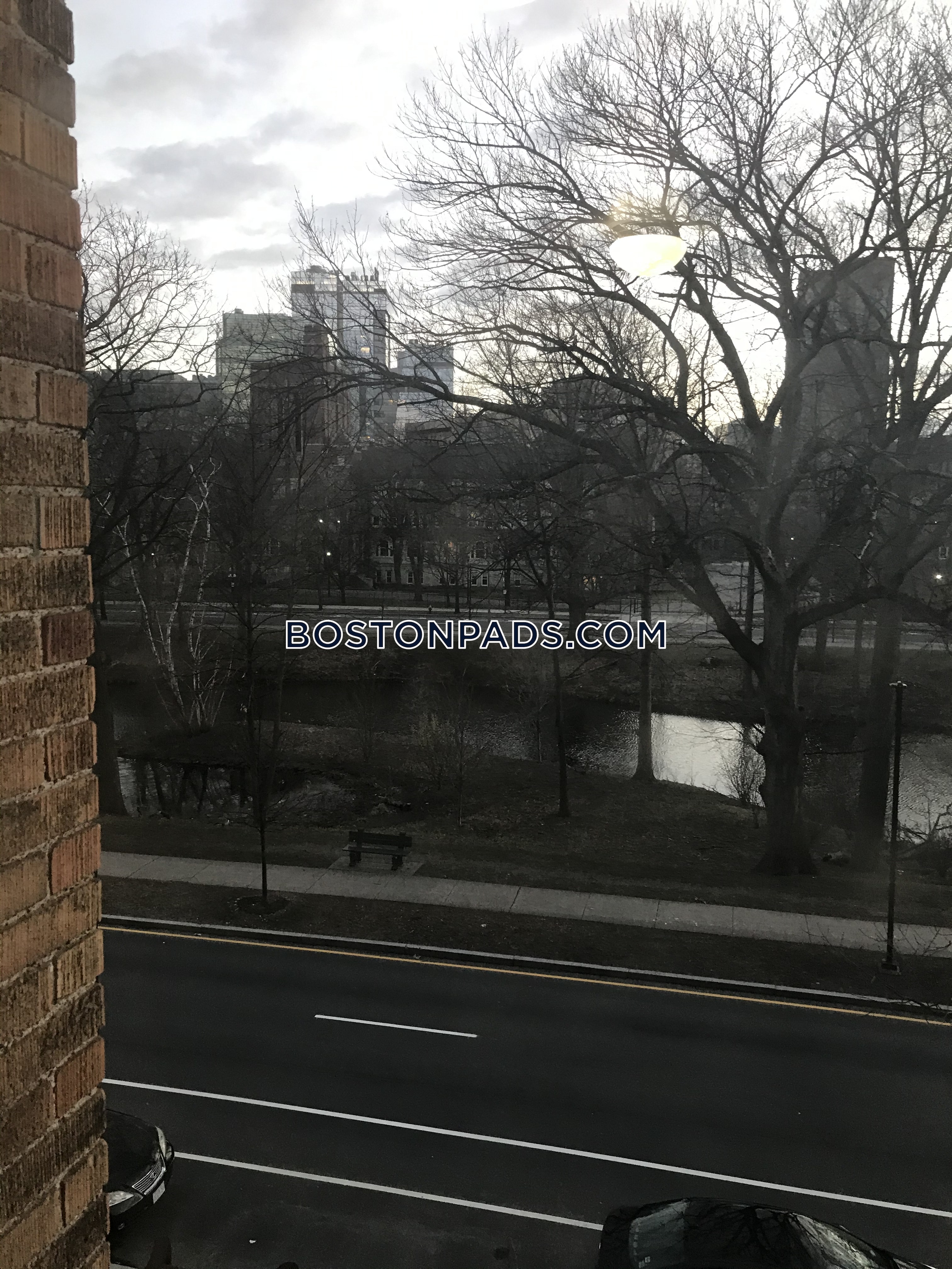 231.24 Park Dr, Fenway