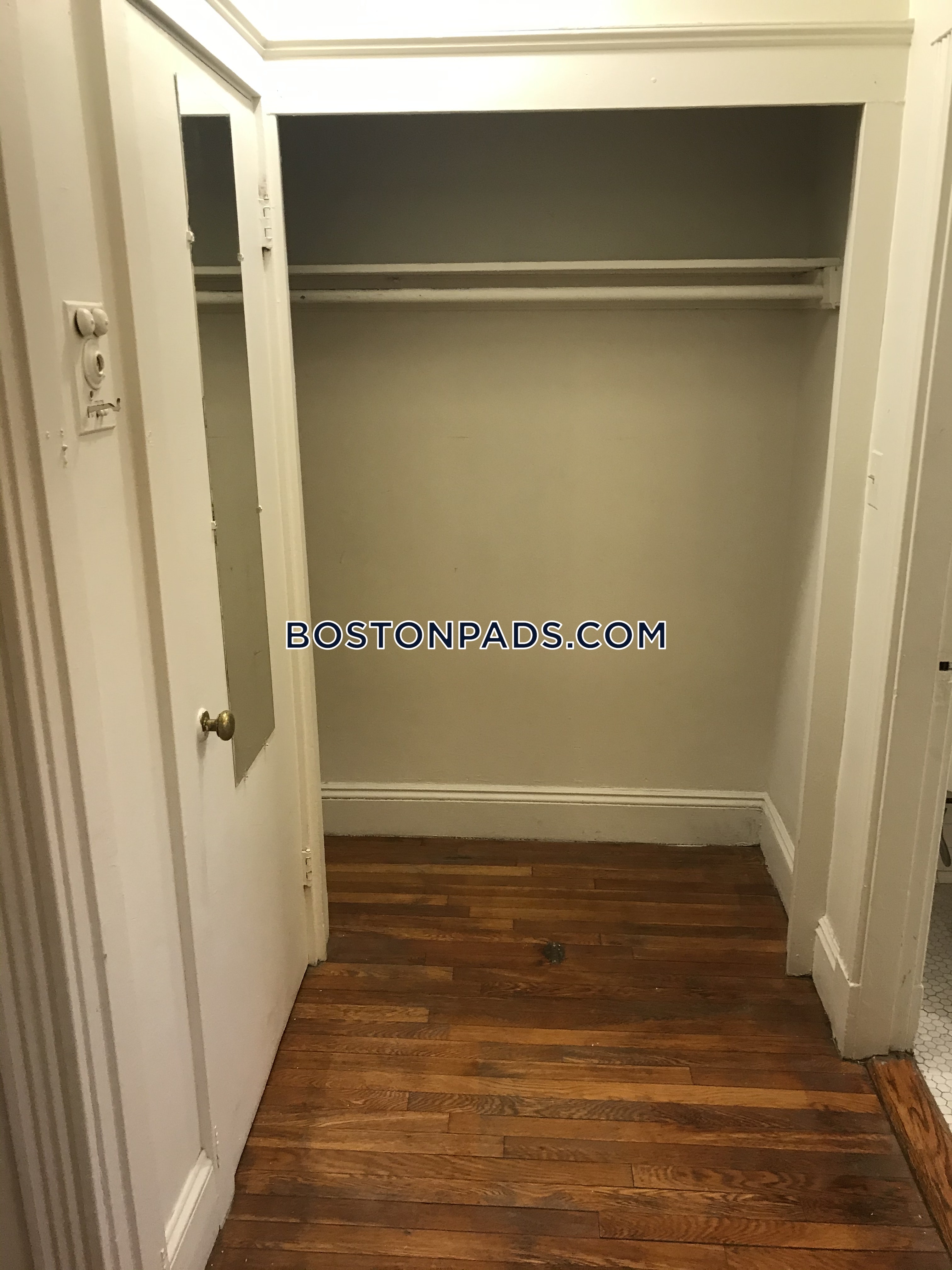 231.24 Park Dr, Fenway