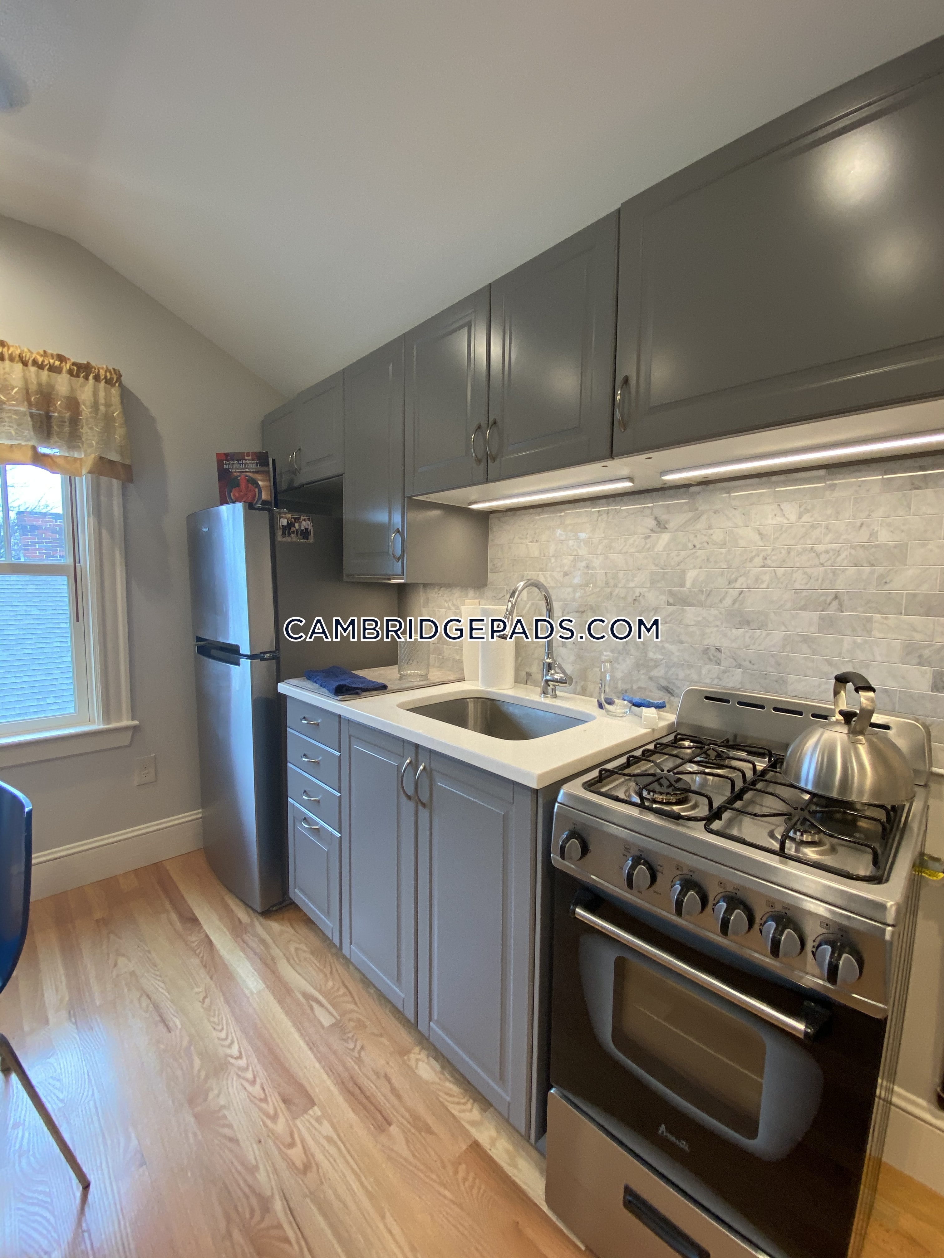 18 Kimball St, North Cambridge