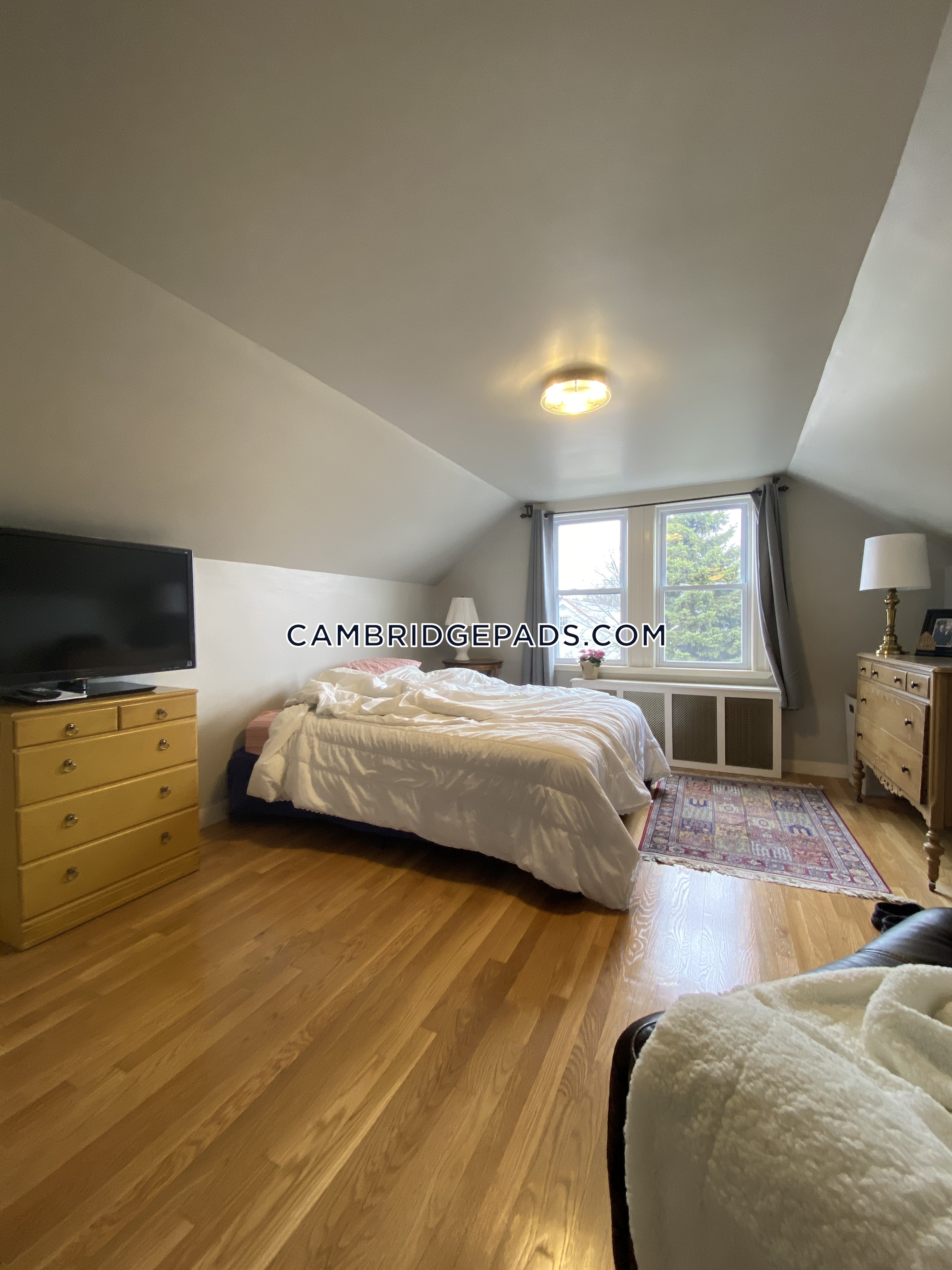 18 Kimball St, North Cambridge