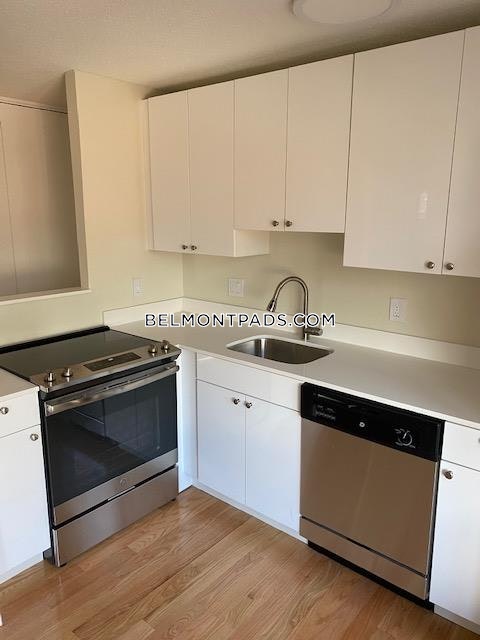 125 Trapelo Rd, Cushing Square