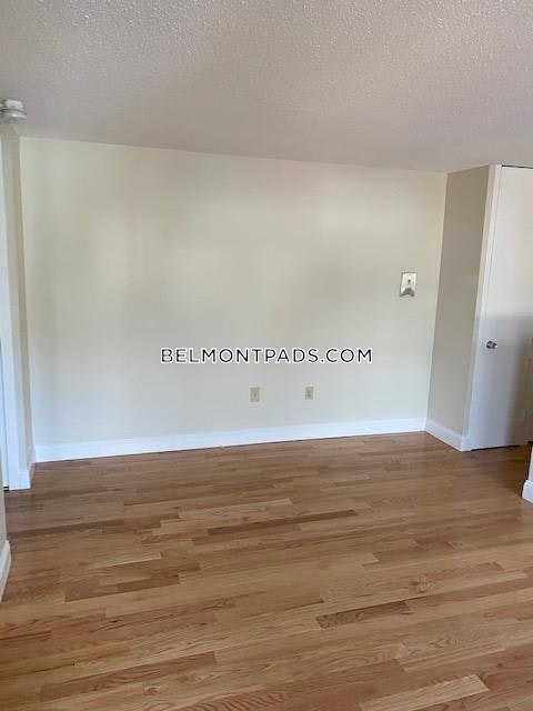 125 Trapelo Rd, Cushing Square