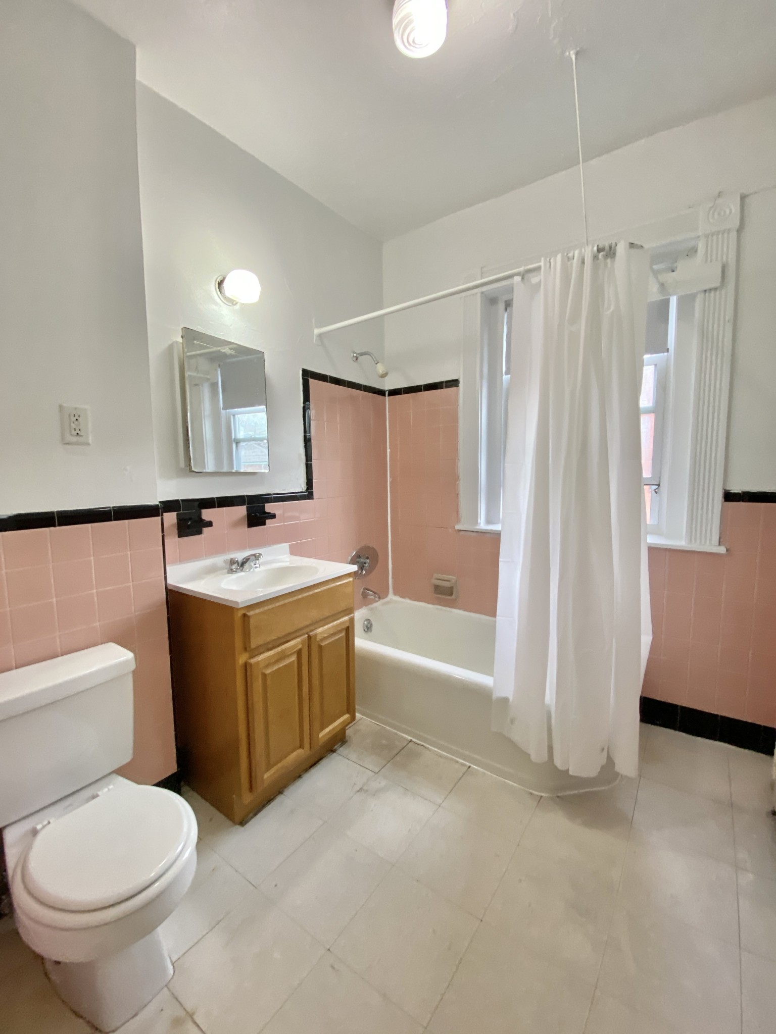 1589 Beacon St, Coolidge Corner