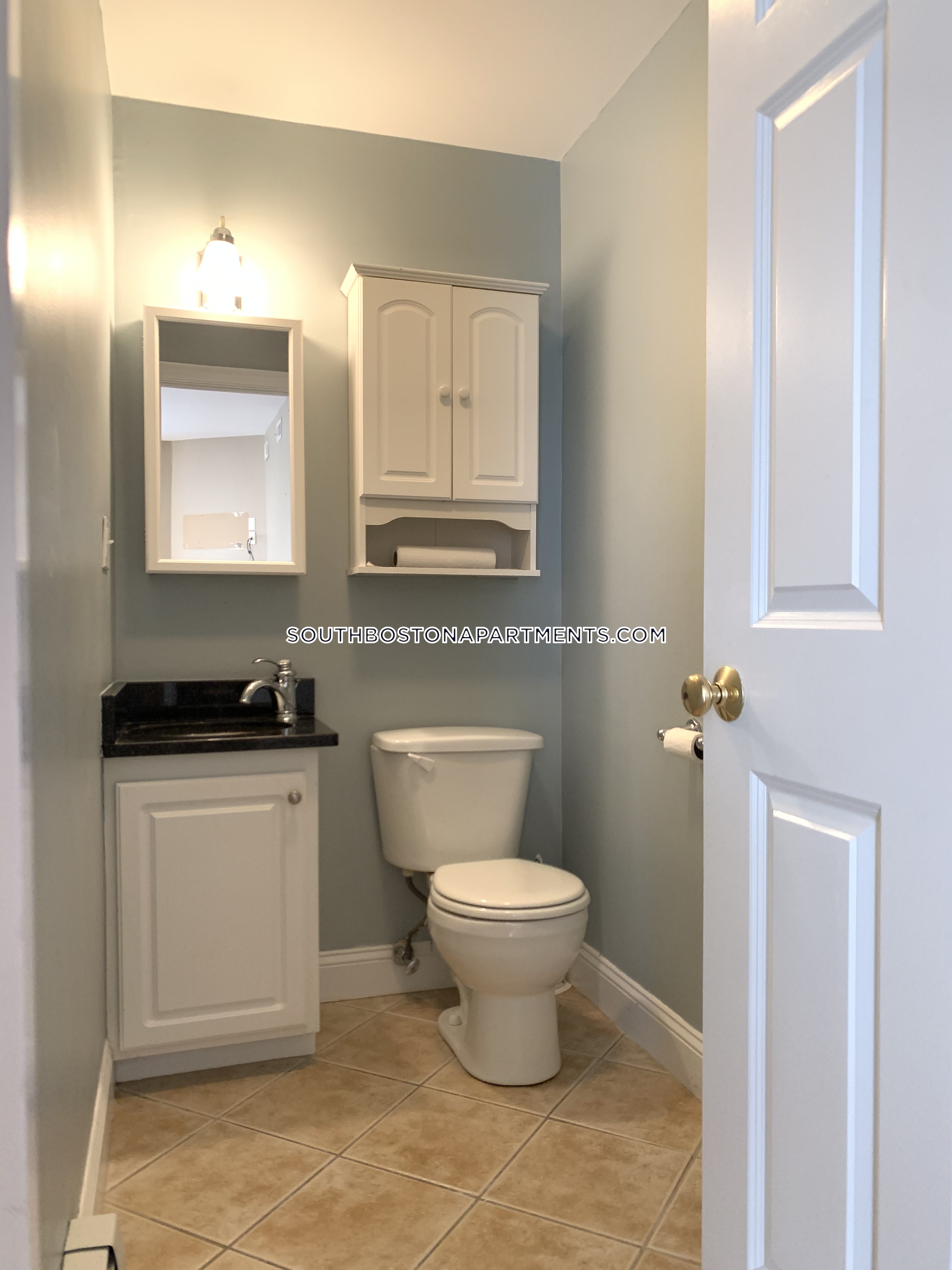 544 8th St, South Boston