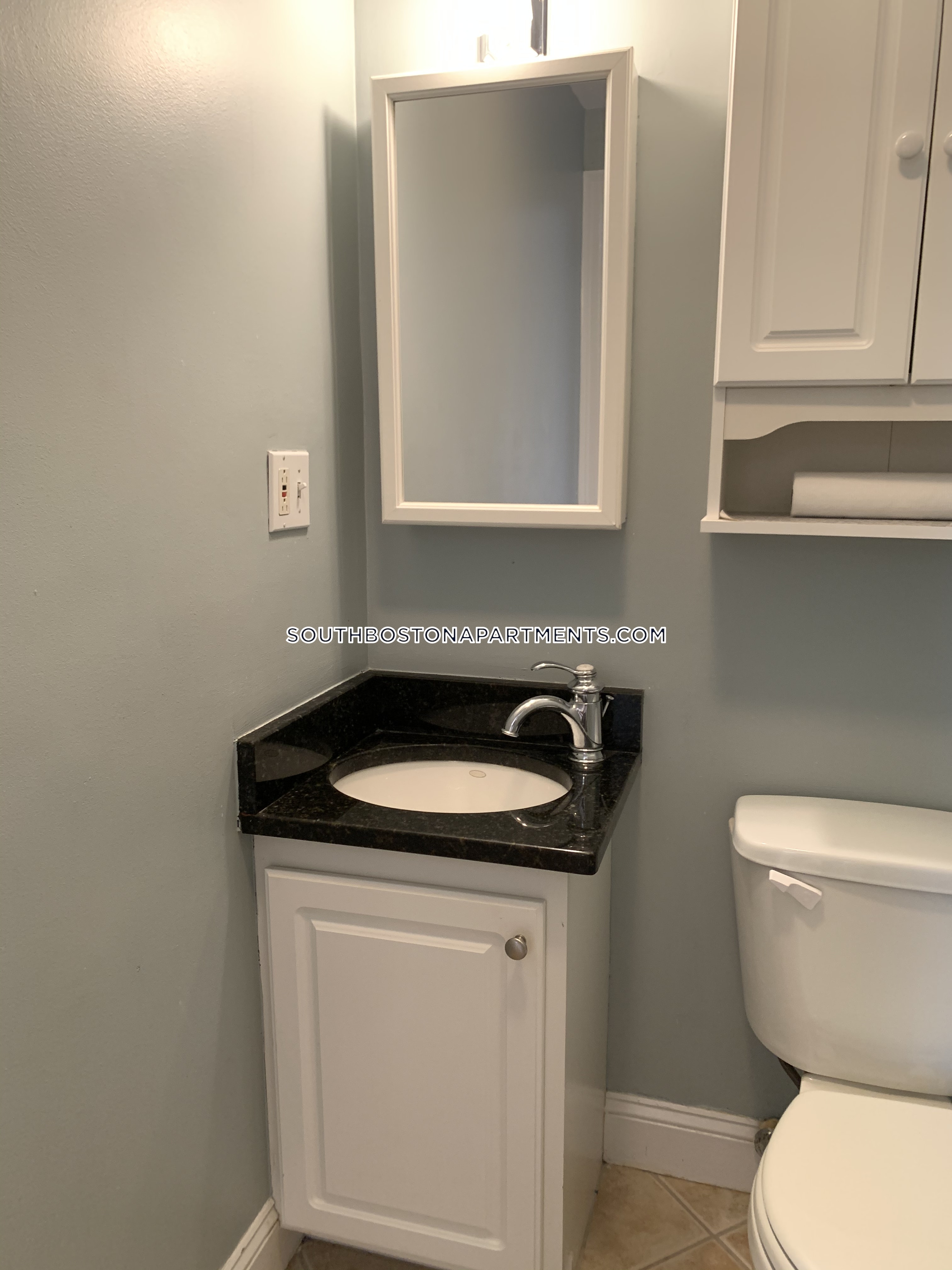 544 8th St, South Boston