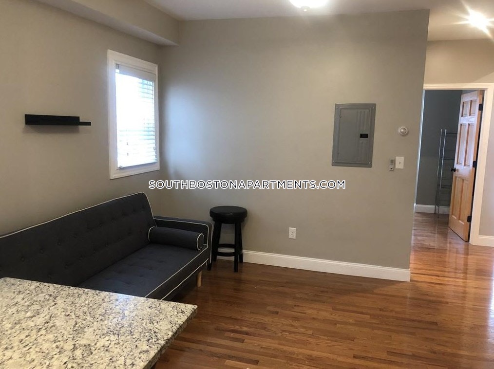 44 Ward St, South Boston