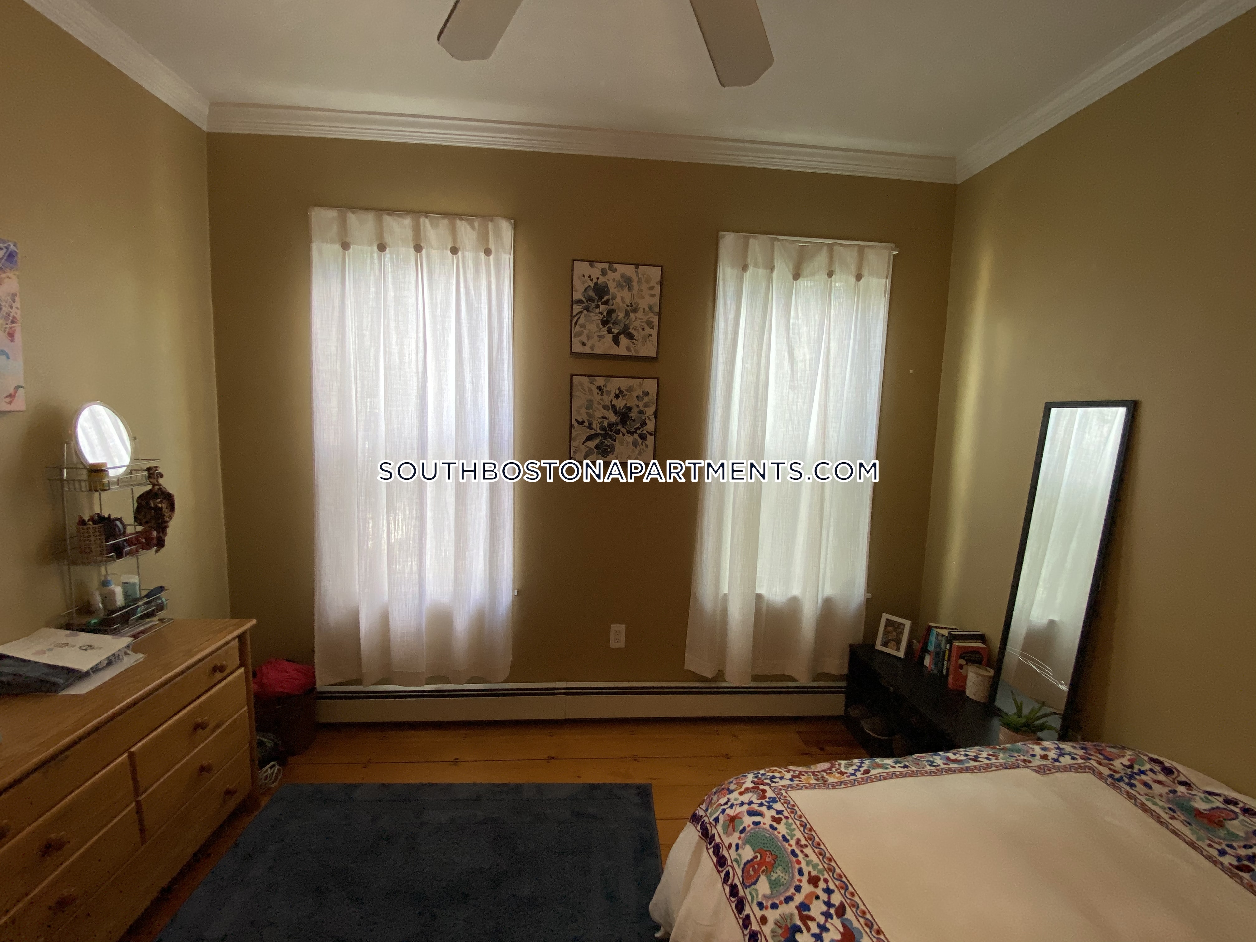 595 4th St, South Boston