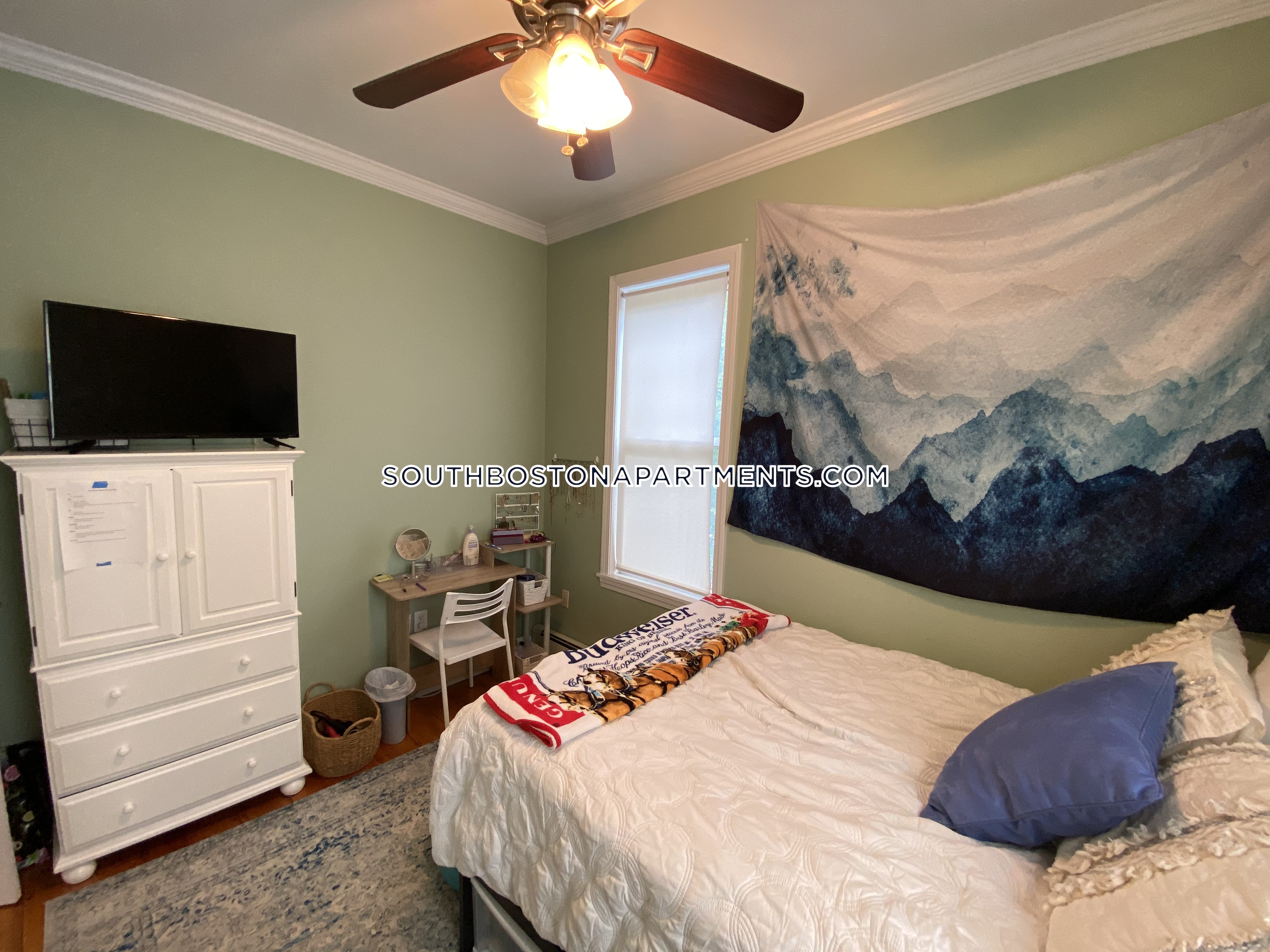 595 4th St, South Boston