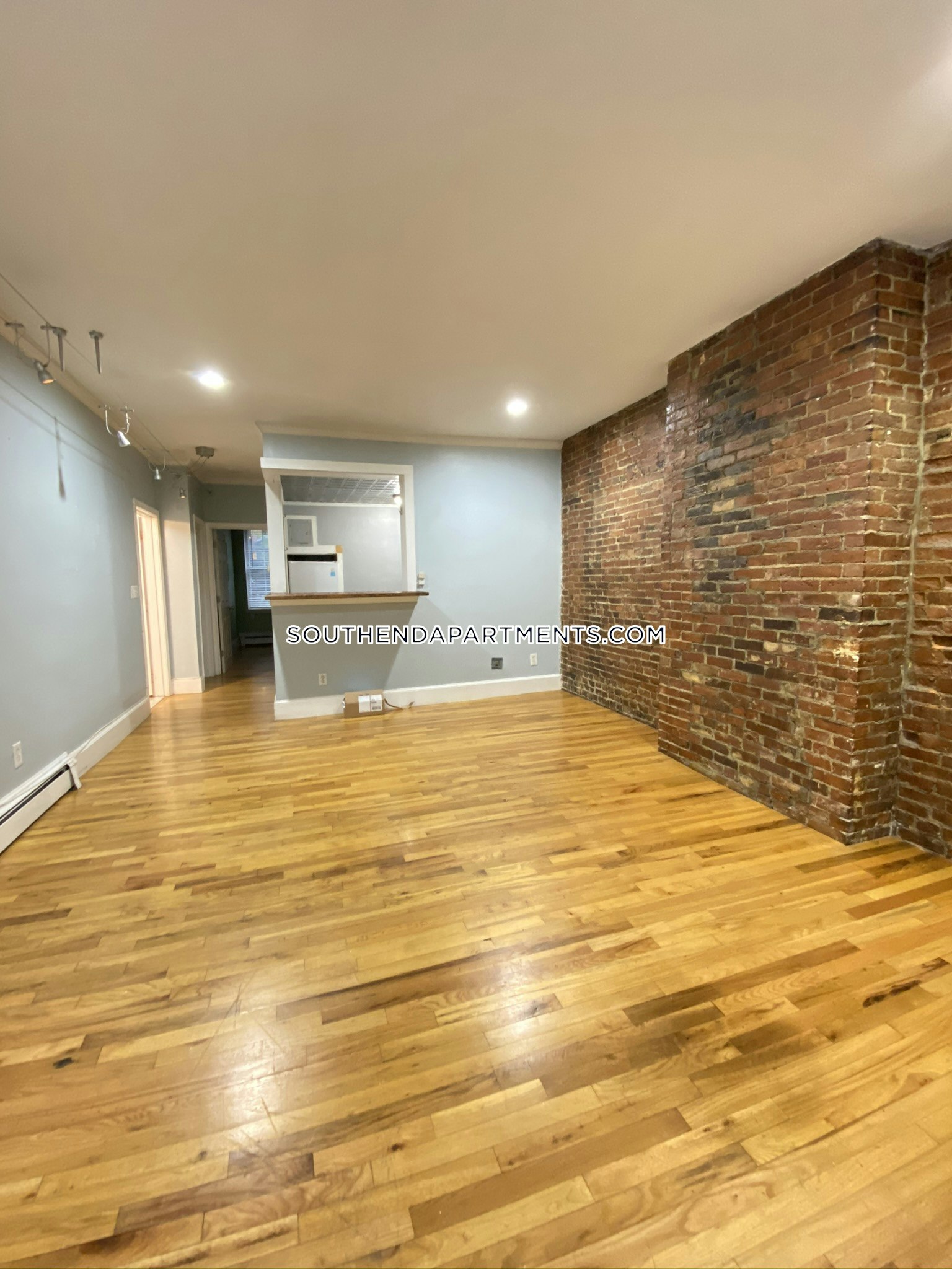 85 Waltham St, South End