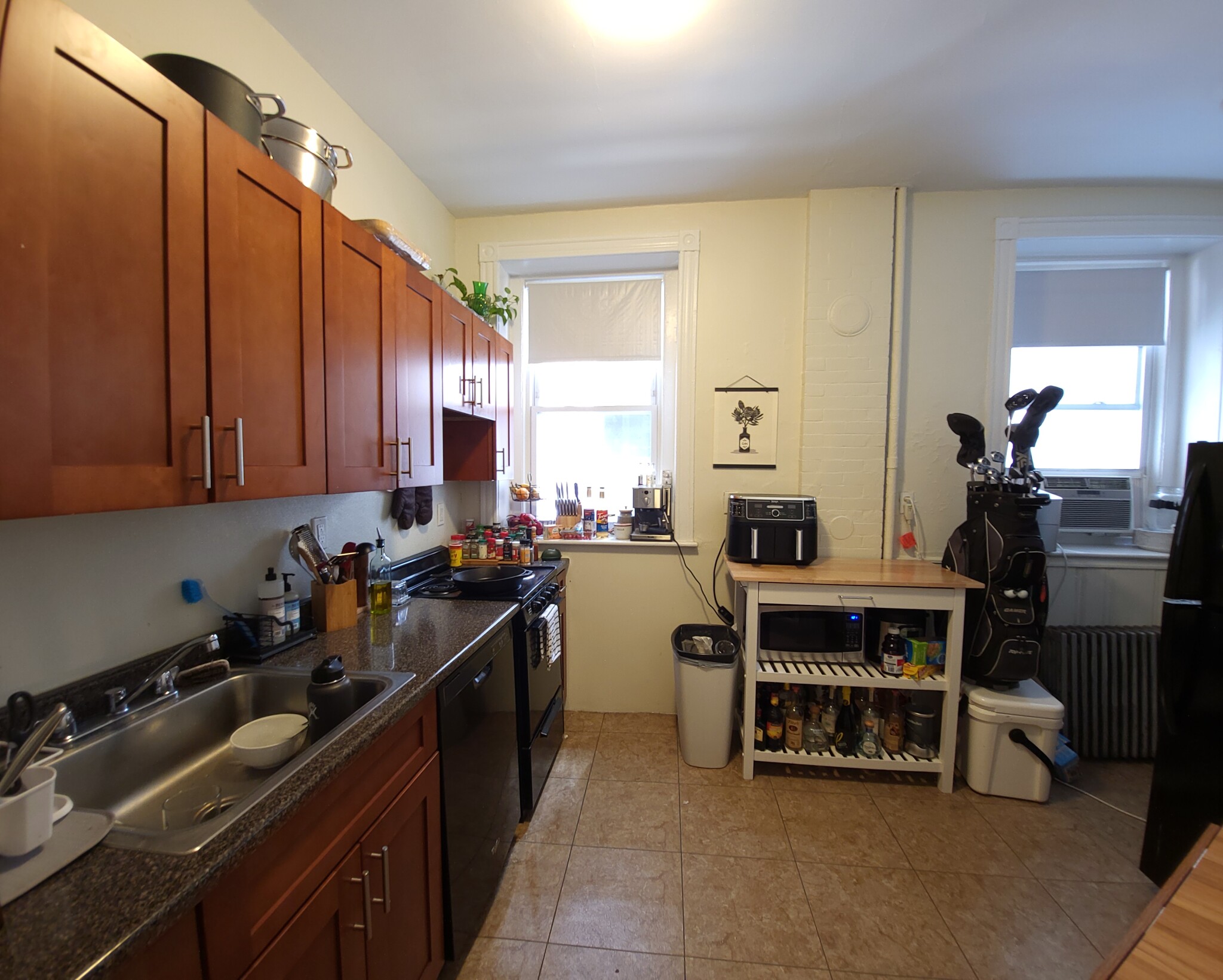 1580 Beacon St, Washington Square