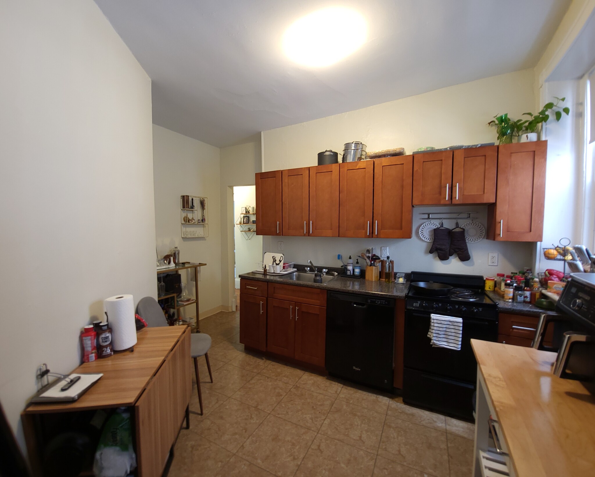 1580 Beacon St, Washington Square