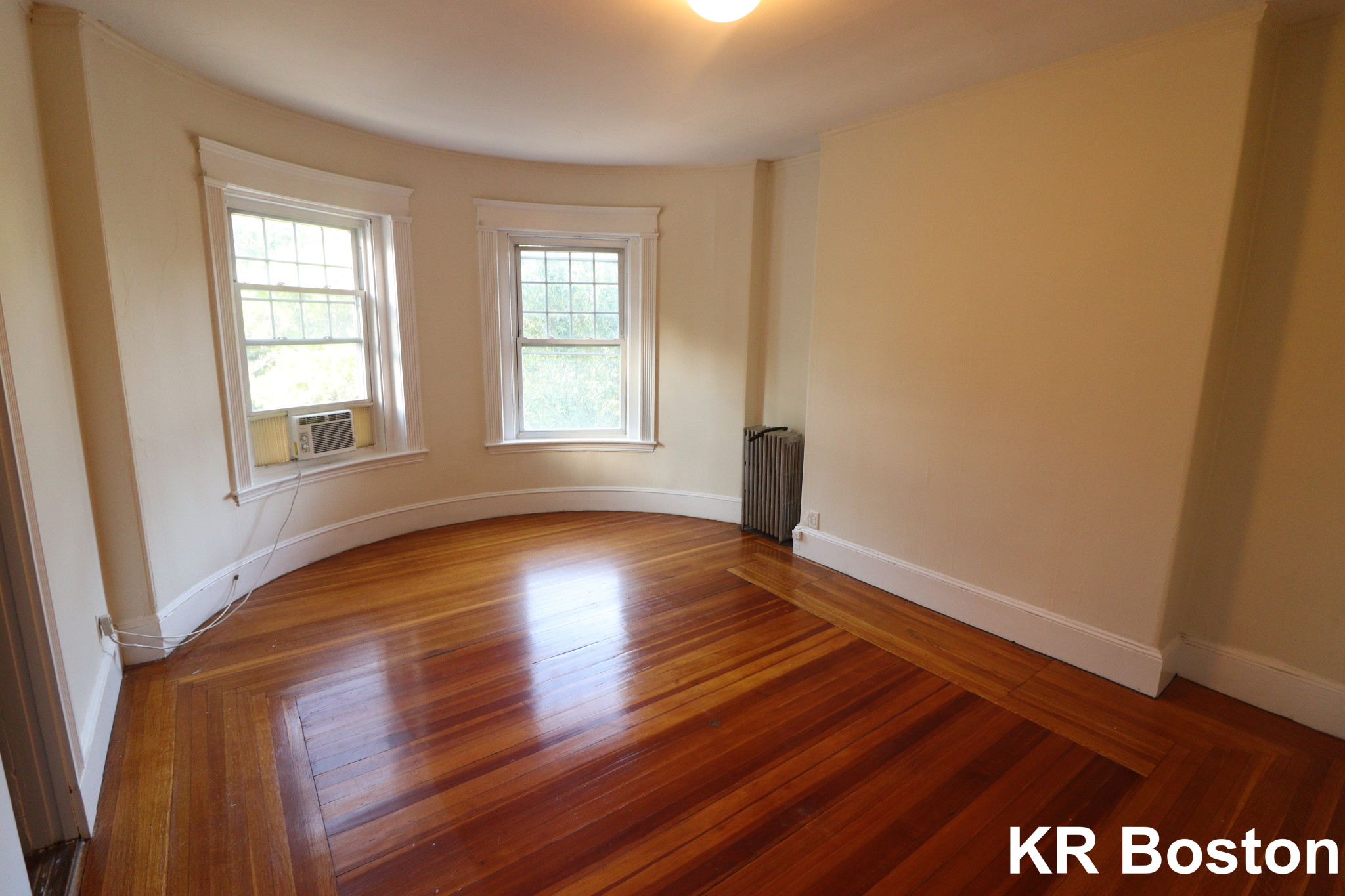 1595 Beacon, Washington Square