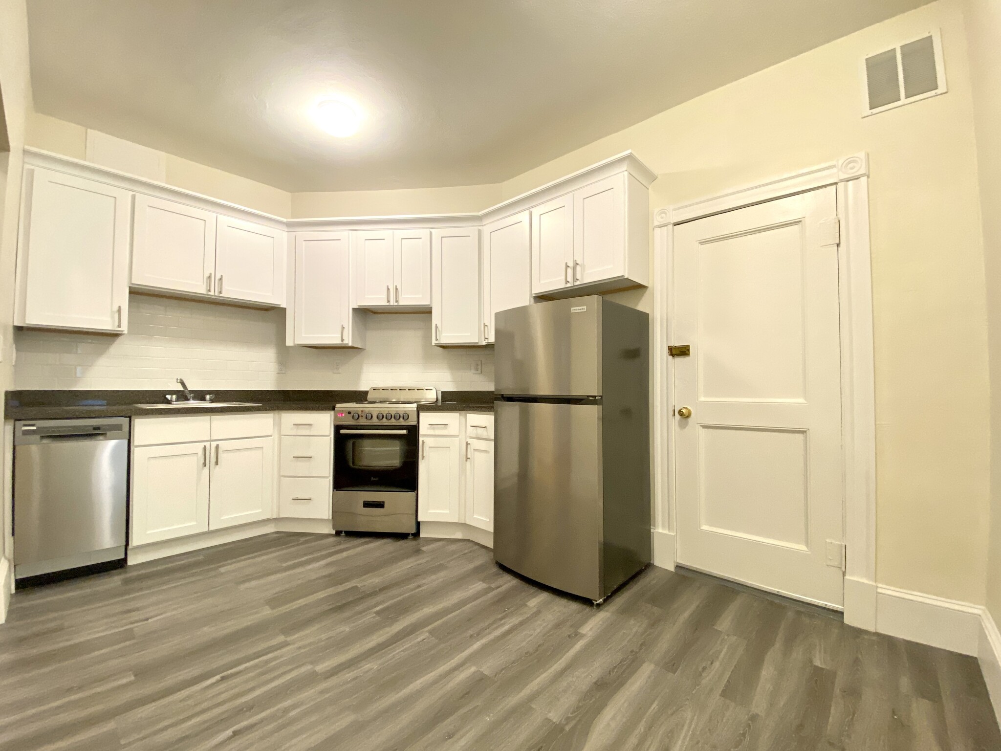 1595 Beacons St, Coolidge Corner