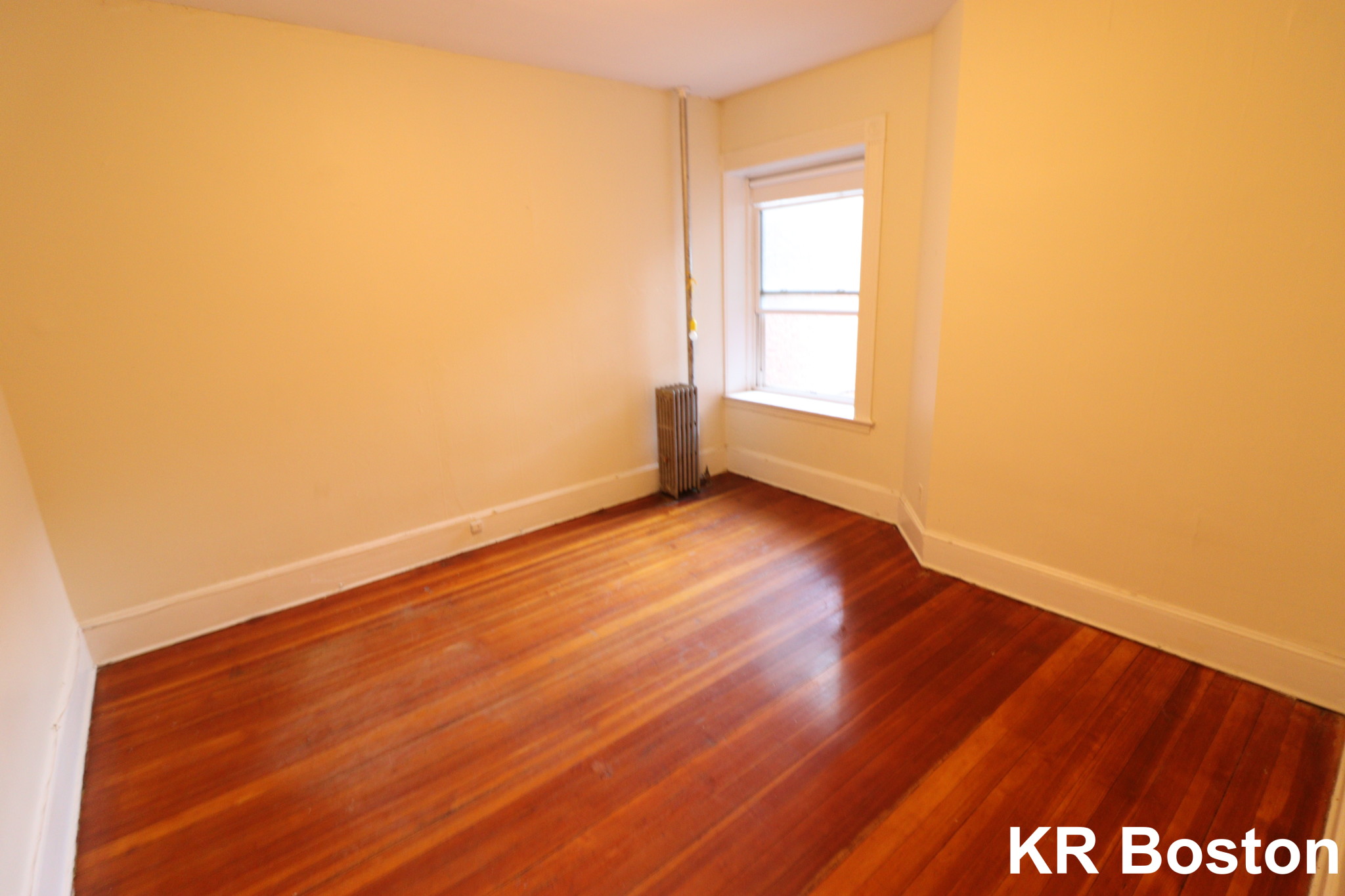 1595 Beacon St, Brookline Hills