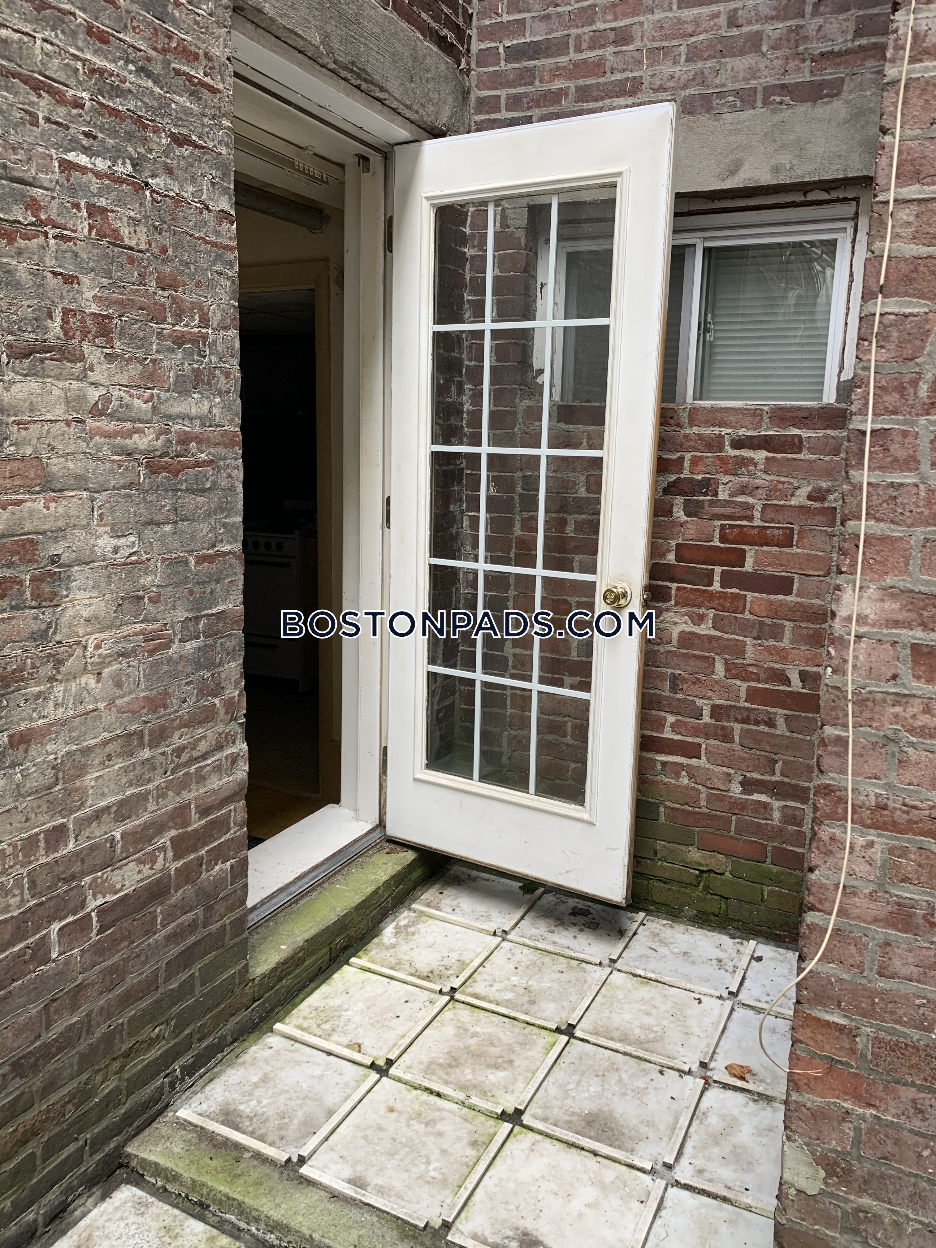 14 Melrose St, Back Bay