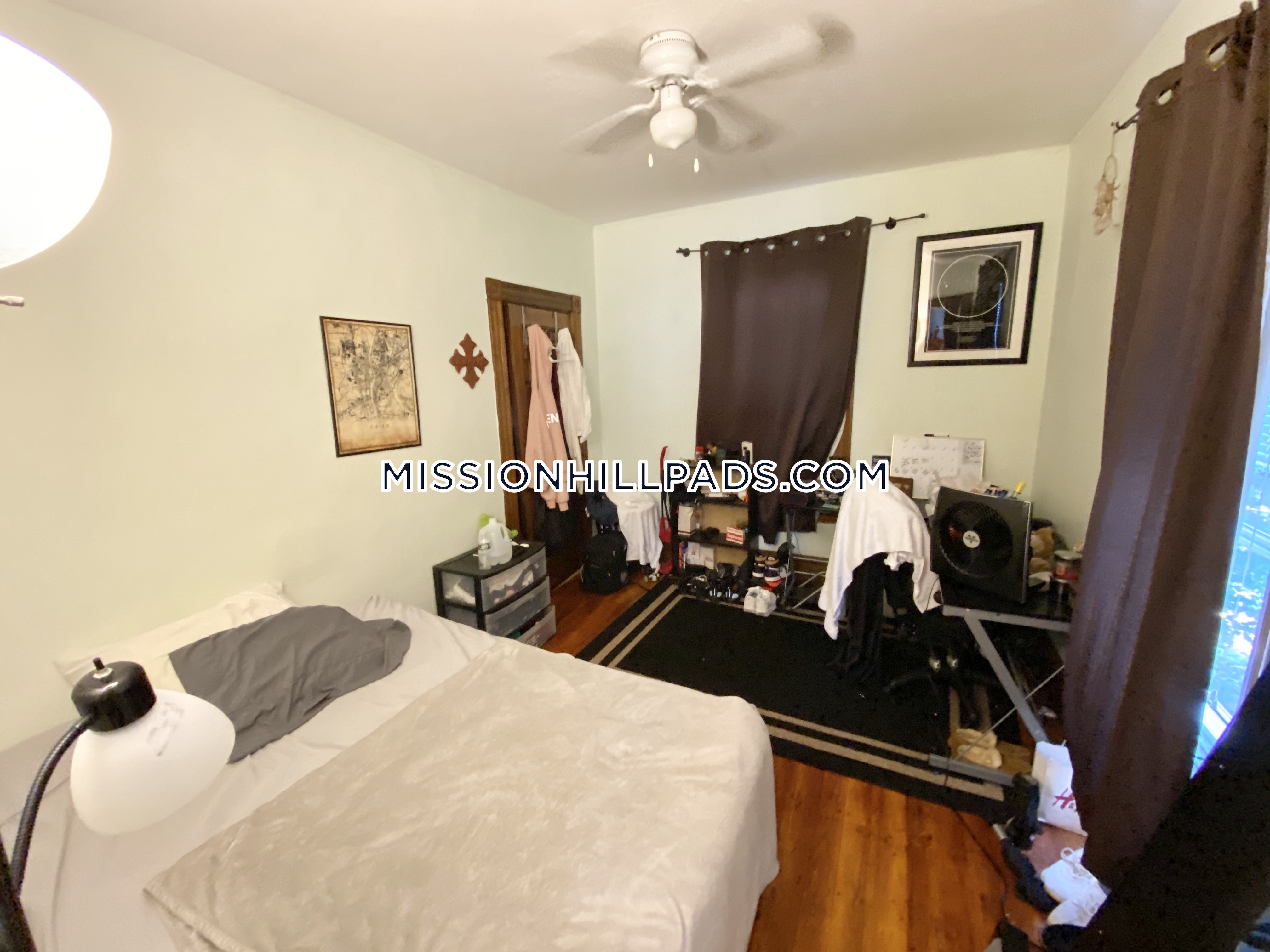 67 Hillside St, Mission Hill